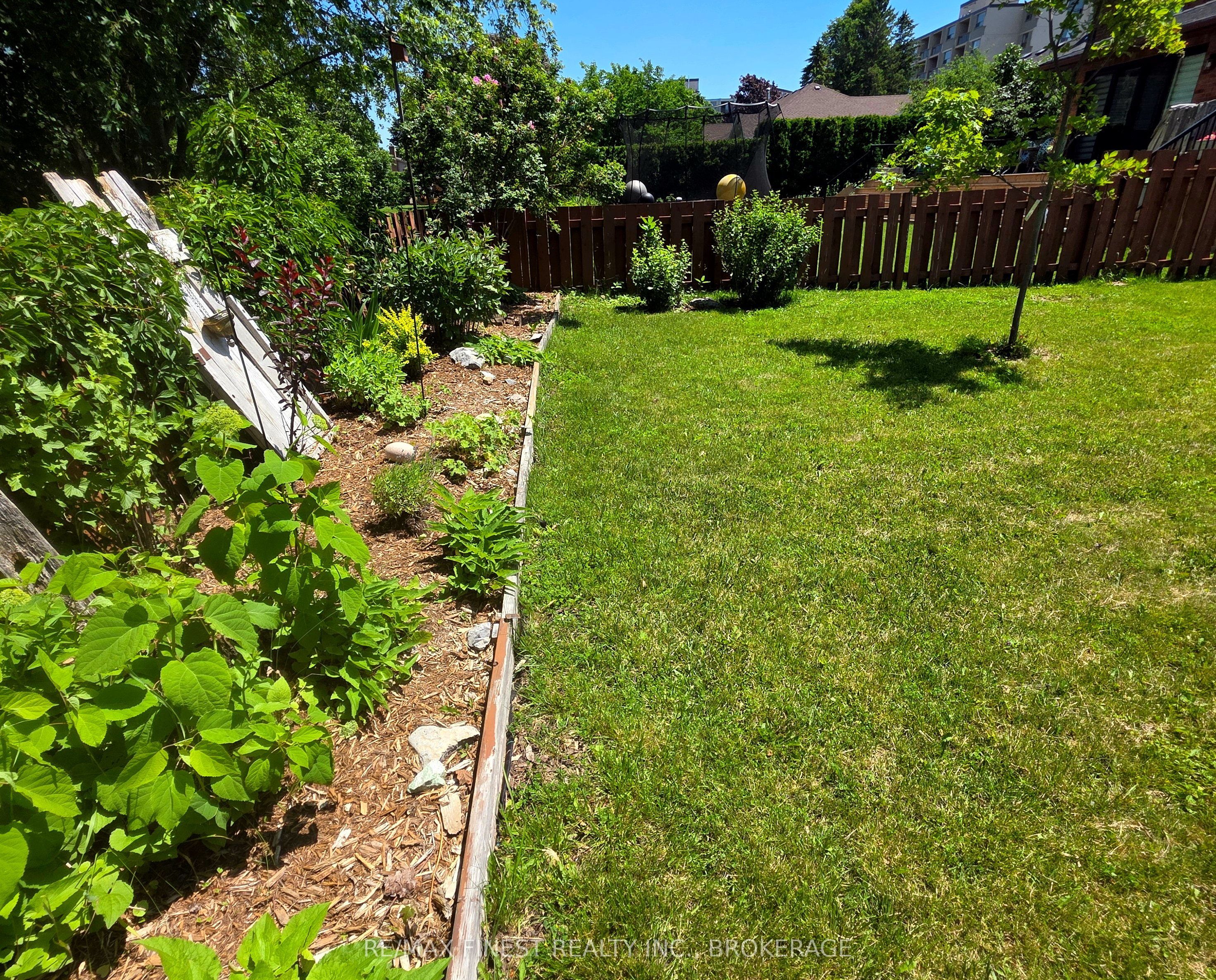23 Old Oak Road, Kingston, ON K7M 7C3 photo 4