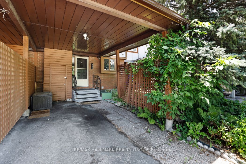 308 Lafontaine Avenue, Vanier and Kingsview Park, ON K1T 3A4 photo 4
