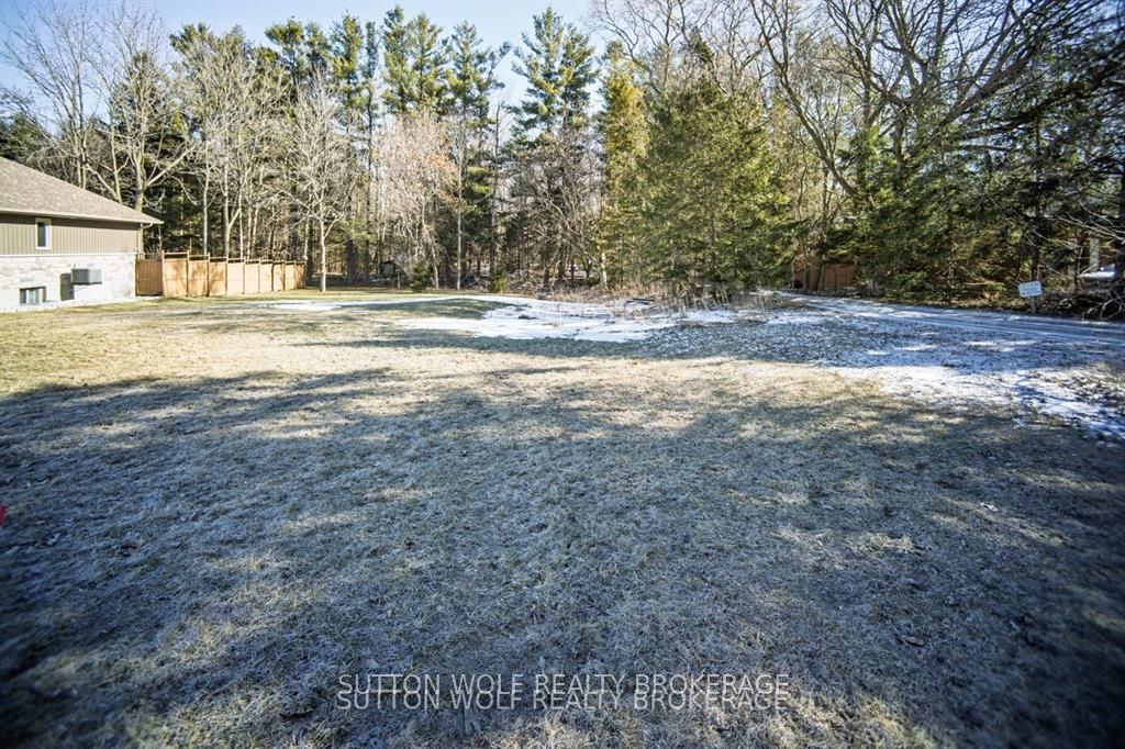 361 Park Street, Strathroy-Caradoc, ON N7G 3H5
