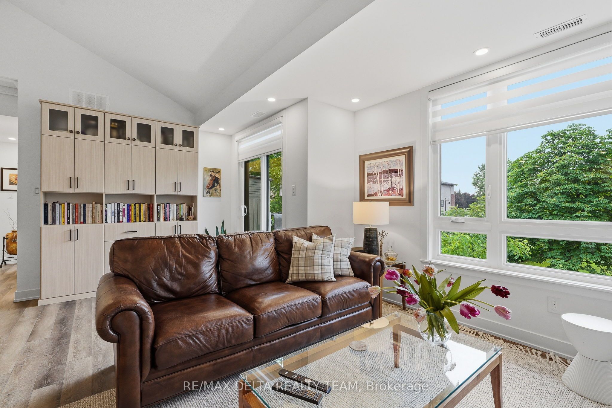 400 Rolling Meadow Crescent B, Orleans - Convent Glen and Area, ON K1W 0S1 photo 5