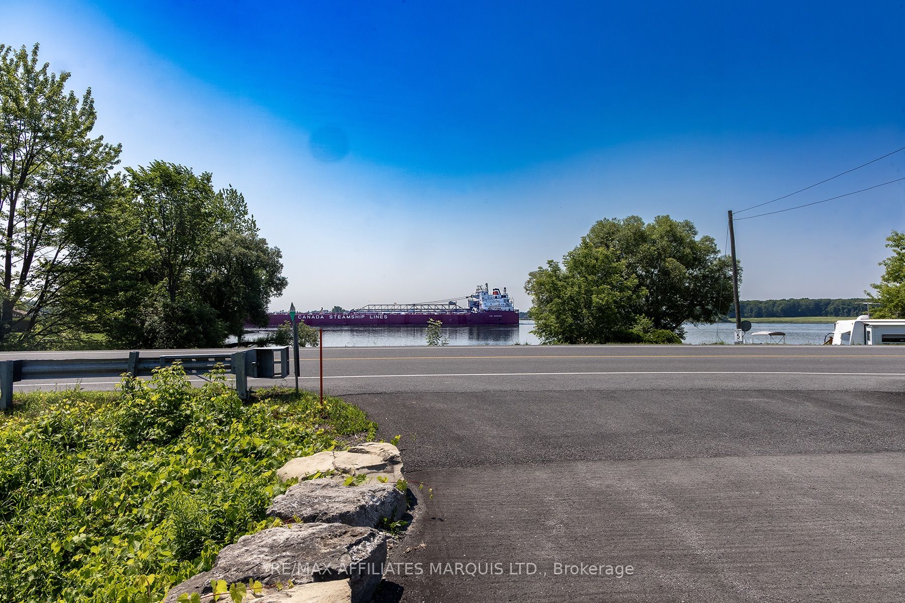 12057 LAKESHORE Drive, South Dundas, ON K0C 1X0 photo 3