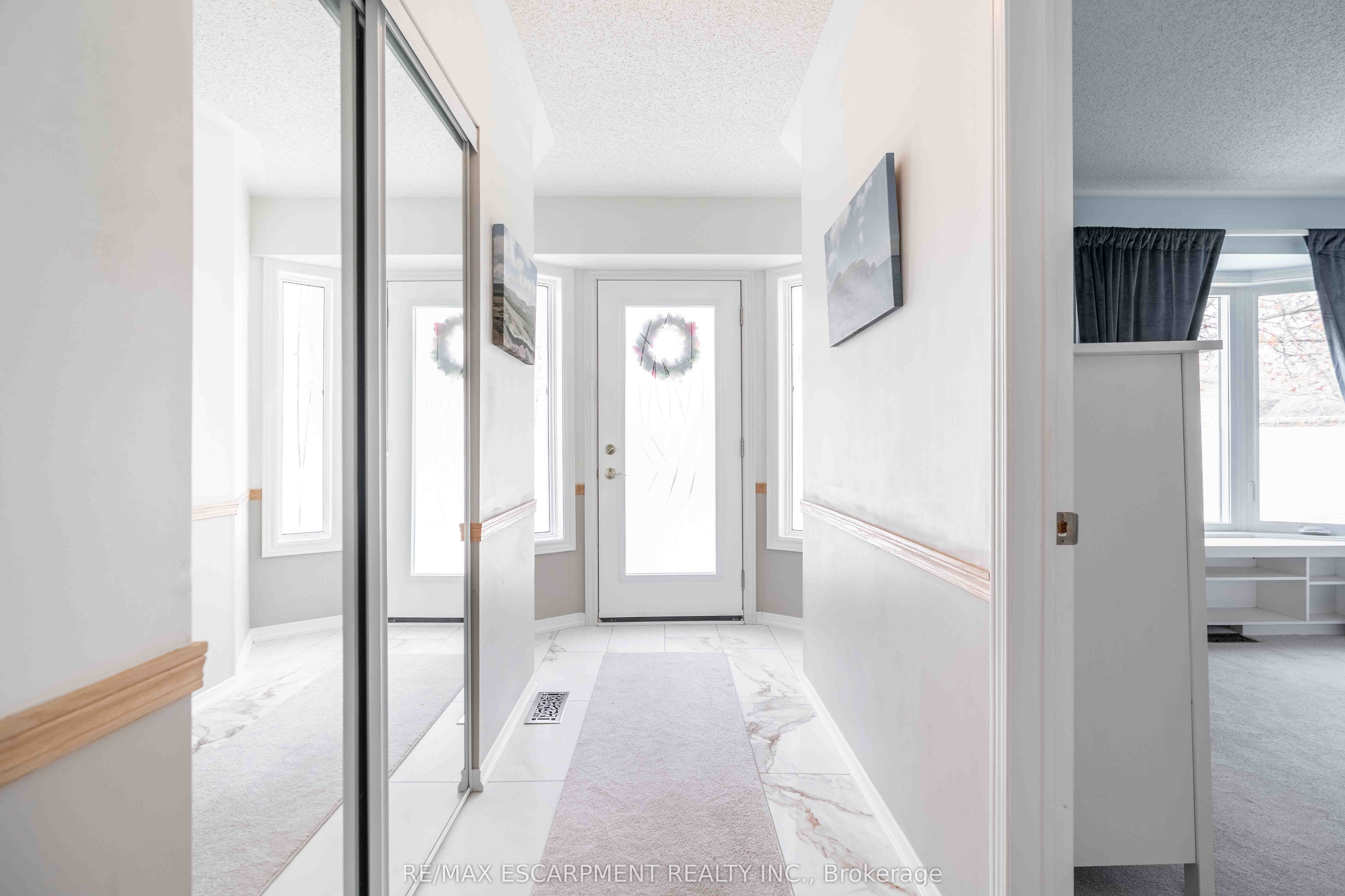 195 Silverbirch Boulevard, Hamilton, ON L0R 1W0 photo 4