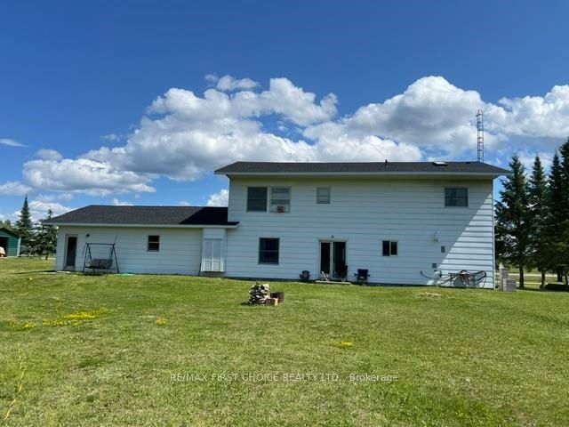 7431 Hwy 621, Lake of the Woods, ON P0W 1J0 photo 2