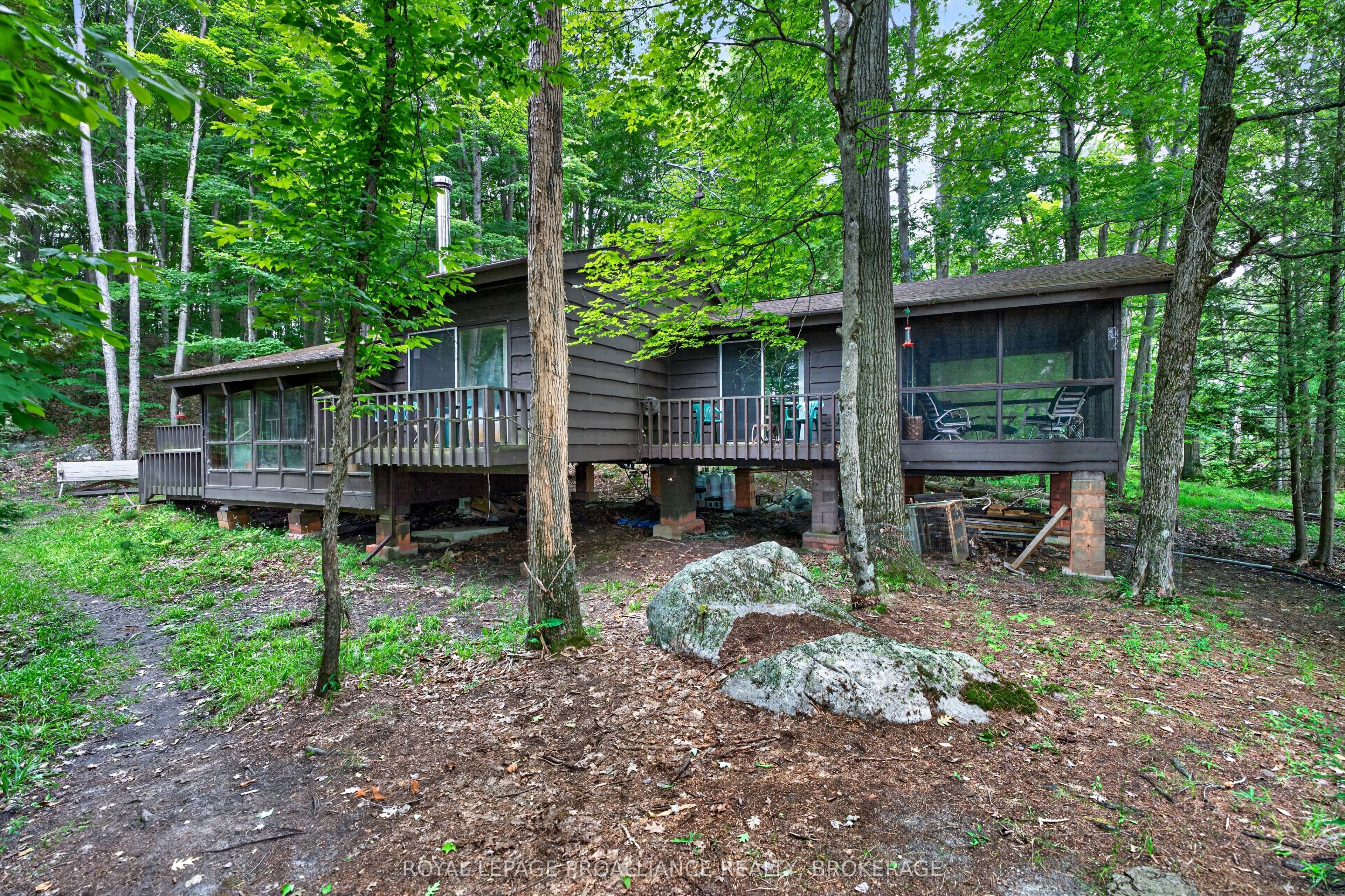 3 Scott Island, Rideau Lakes, ON K0G 1X0