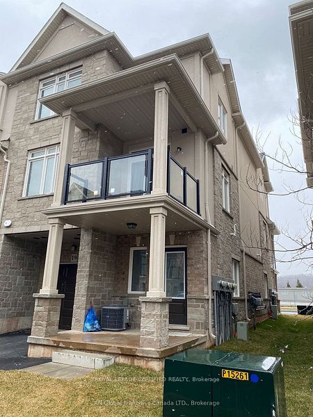 40 Zinfandel Drive 19, Hamilton, ON L8E 0L1 photo 2