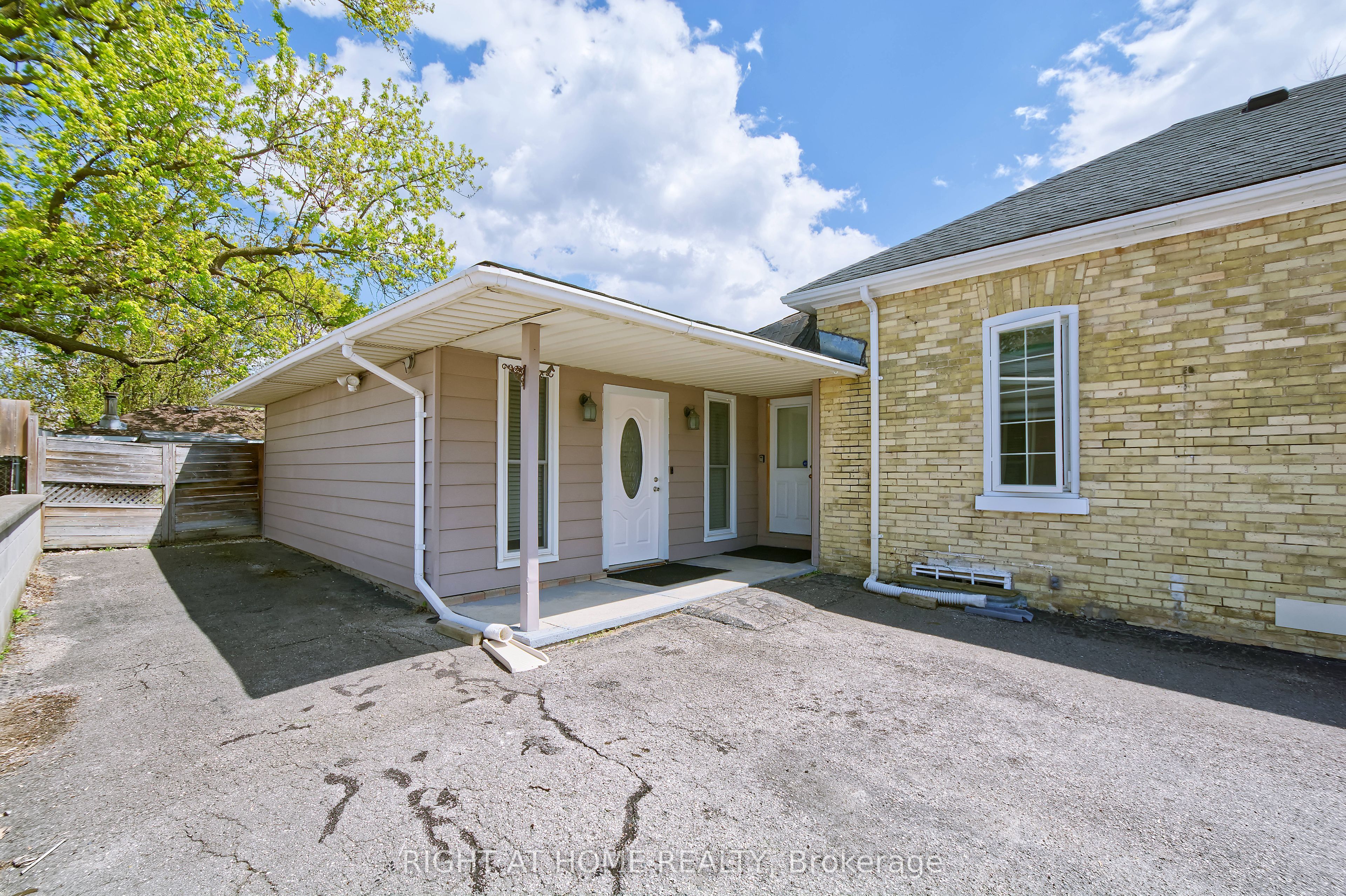10 Pegler Street, London East, ON N5Z 2B5 photo 5