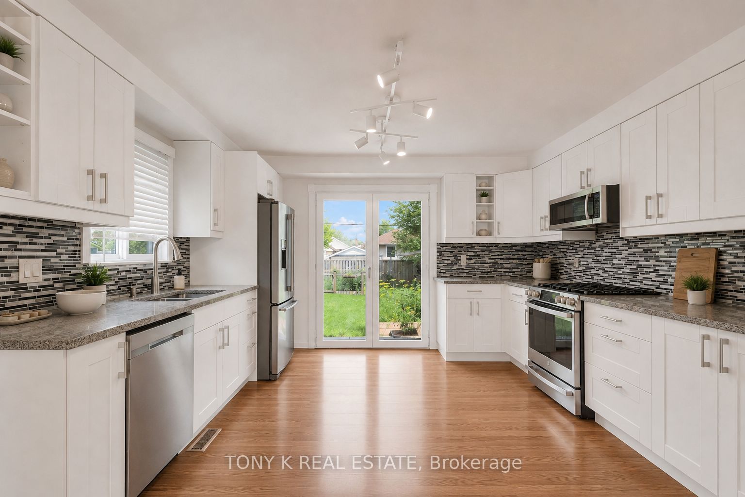 420 Waverly Street, Hamilton, ON L8H 6R4 photo 4