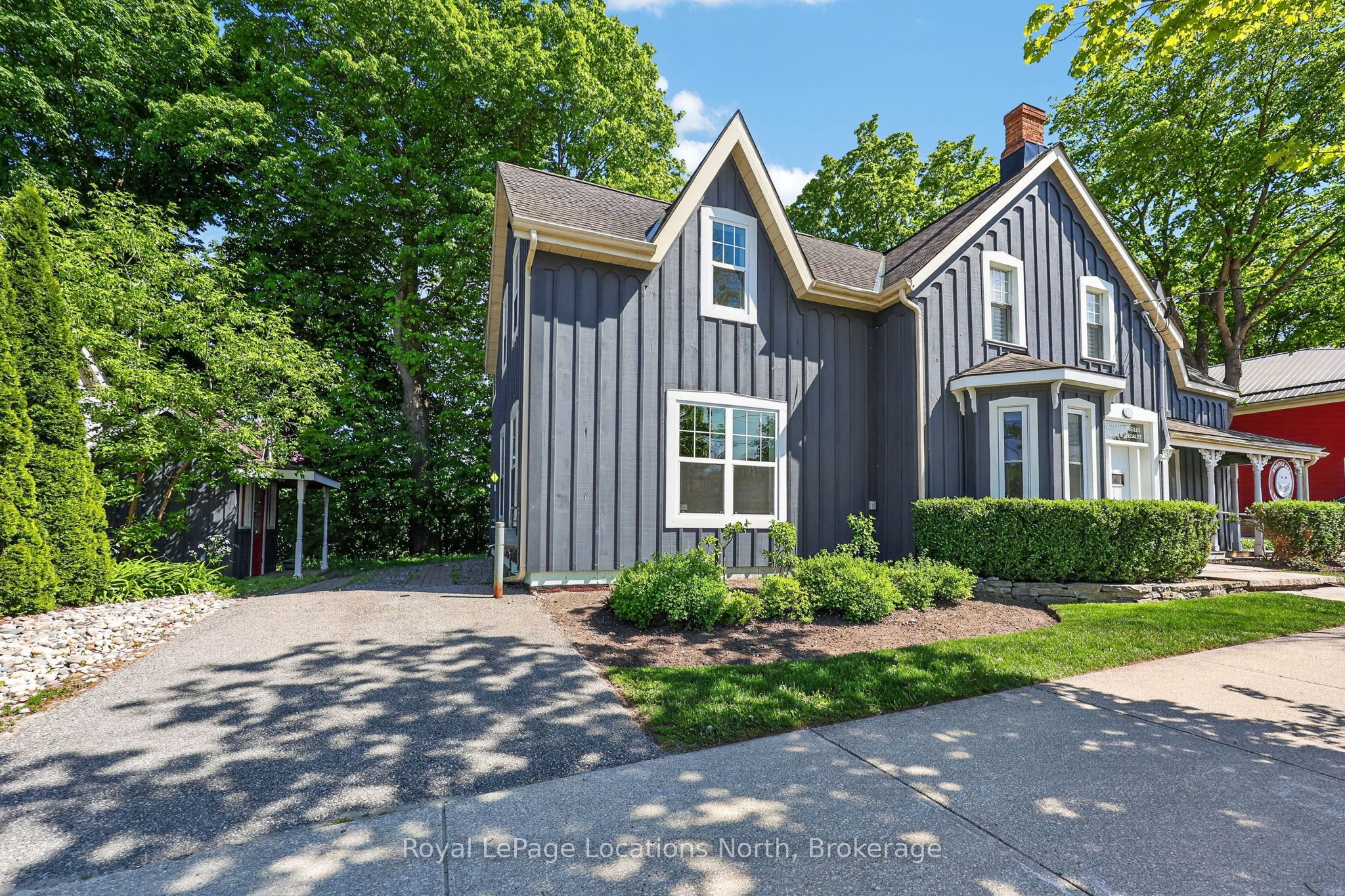21 Bruce Street N, Blue Mountains, ON N0H 2P0 photo 4