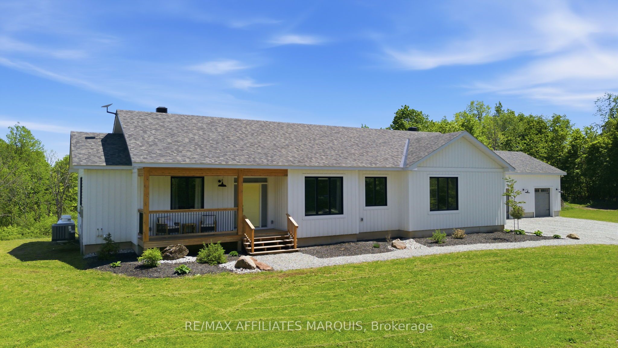 4421M Old Kingston Road, Rideau Lakes, ON K0G 1V0