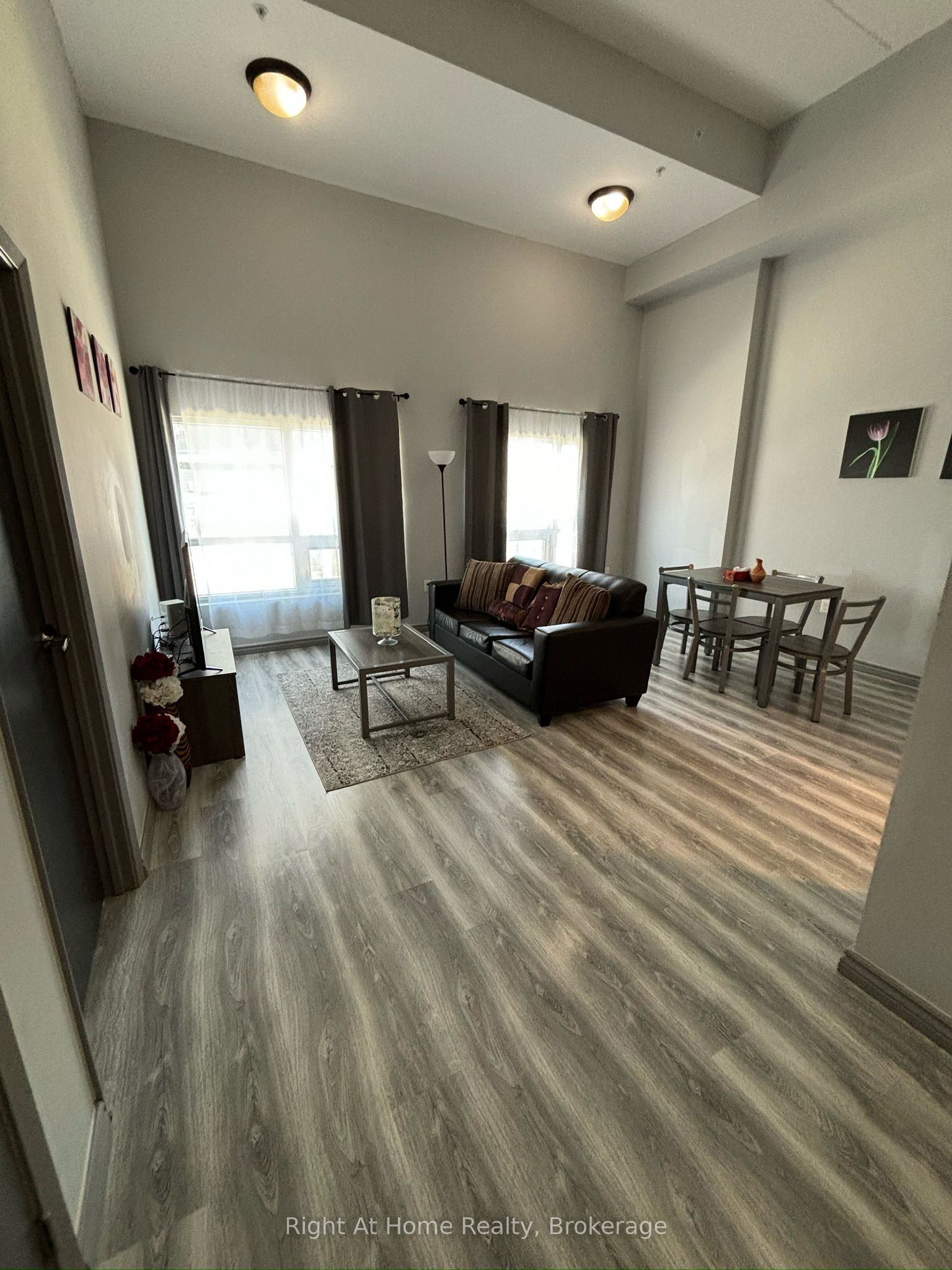 275 LARCH Street F107, Waterloo, ON N2L 0J3