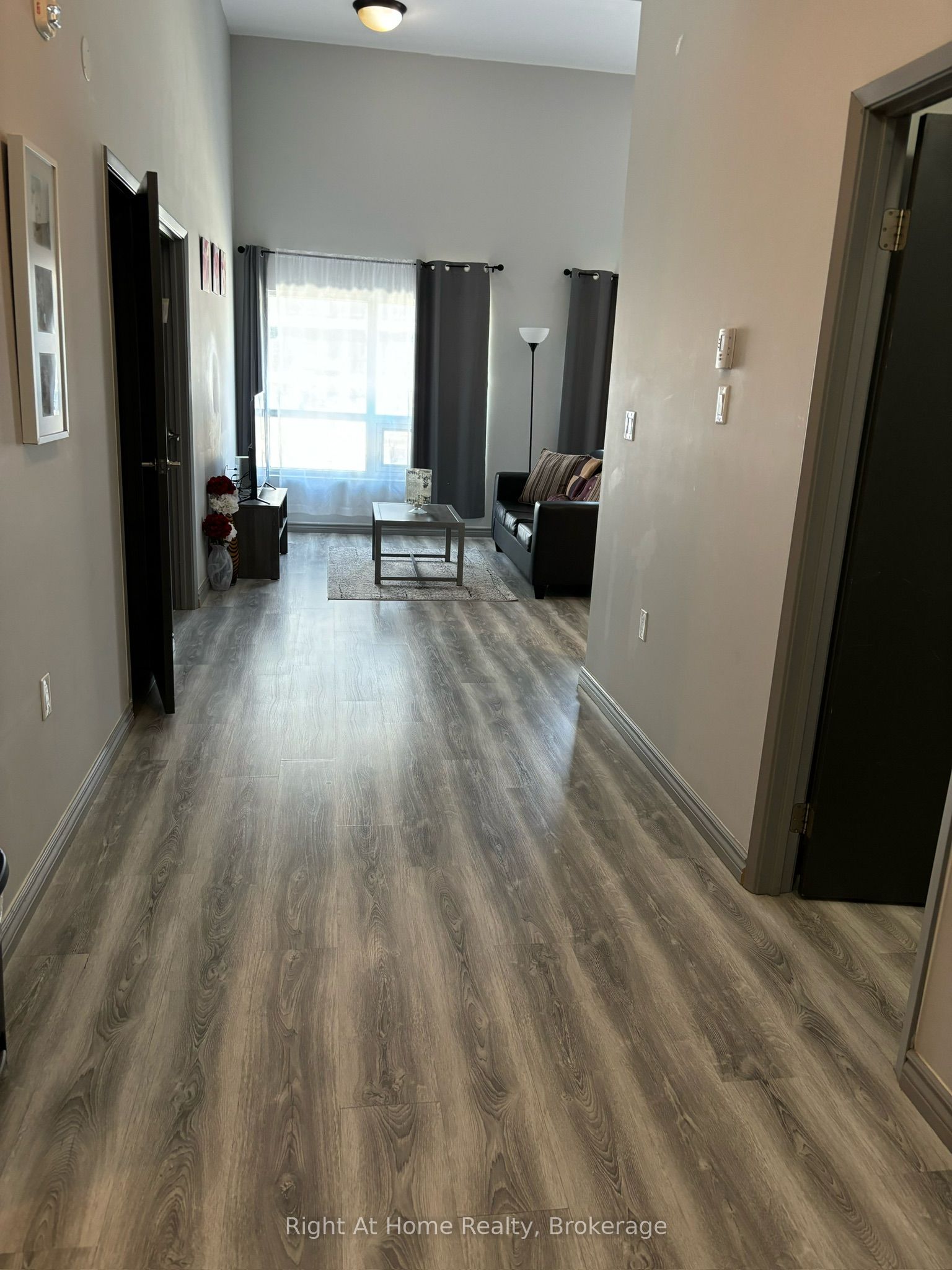 275 LARCH Street F107, Waterloo, ON N2L 0J3 photo 3
