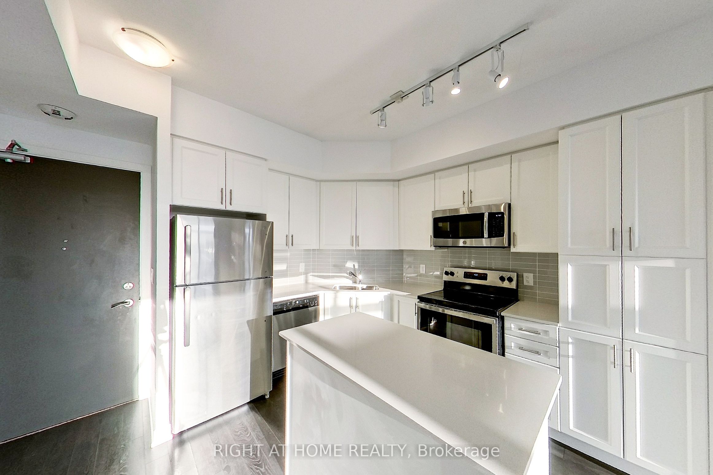 550 North Service Road 1003, Grimsby, ON L3M 0H9 photo 4