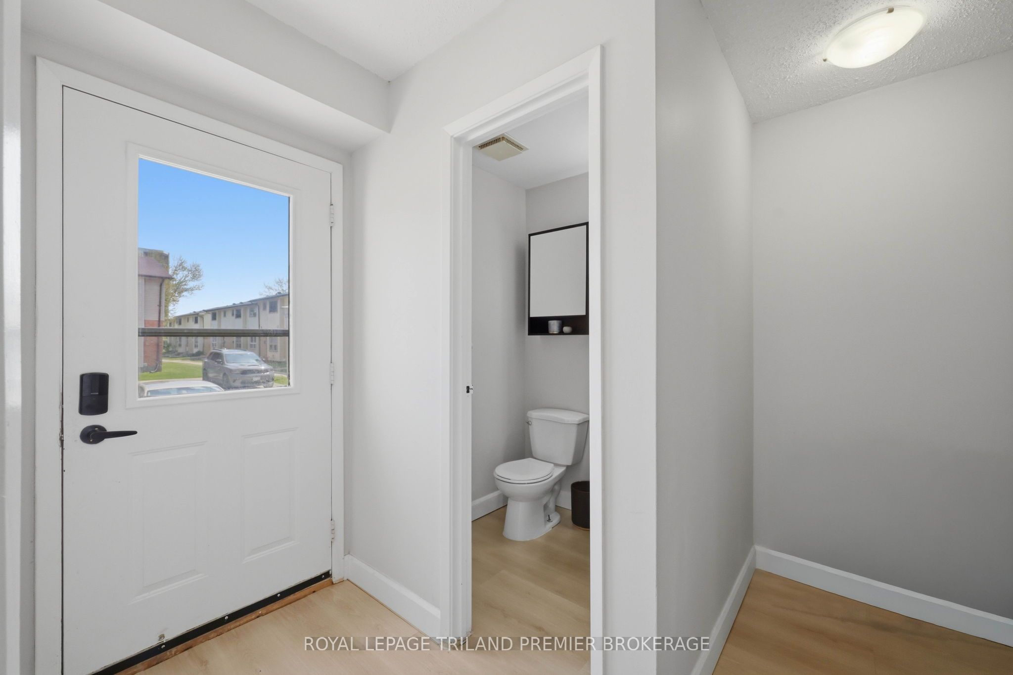 135 Belmont Drive 4, London South, ON N6J 4J3 photo 2