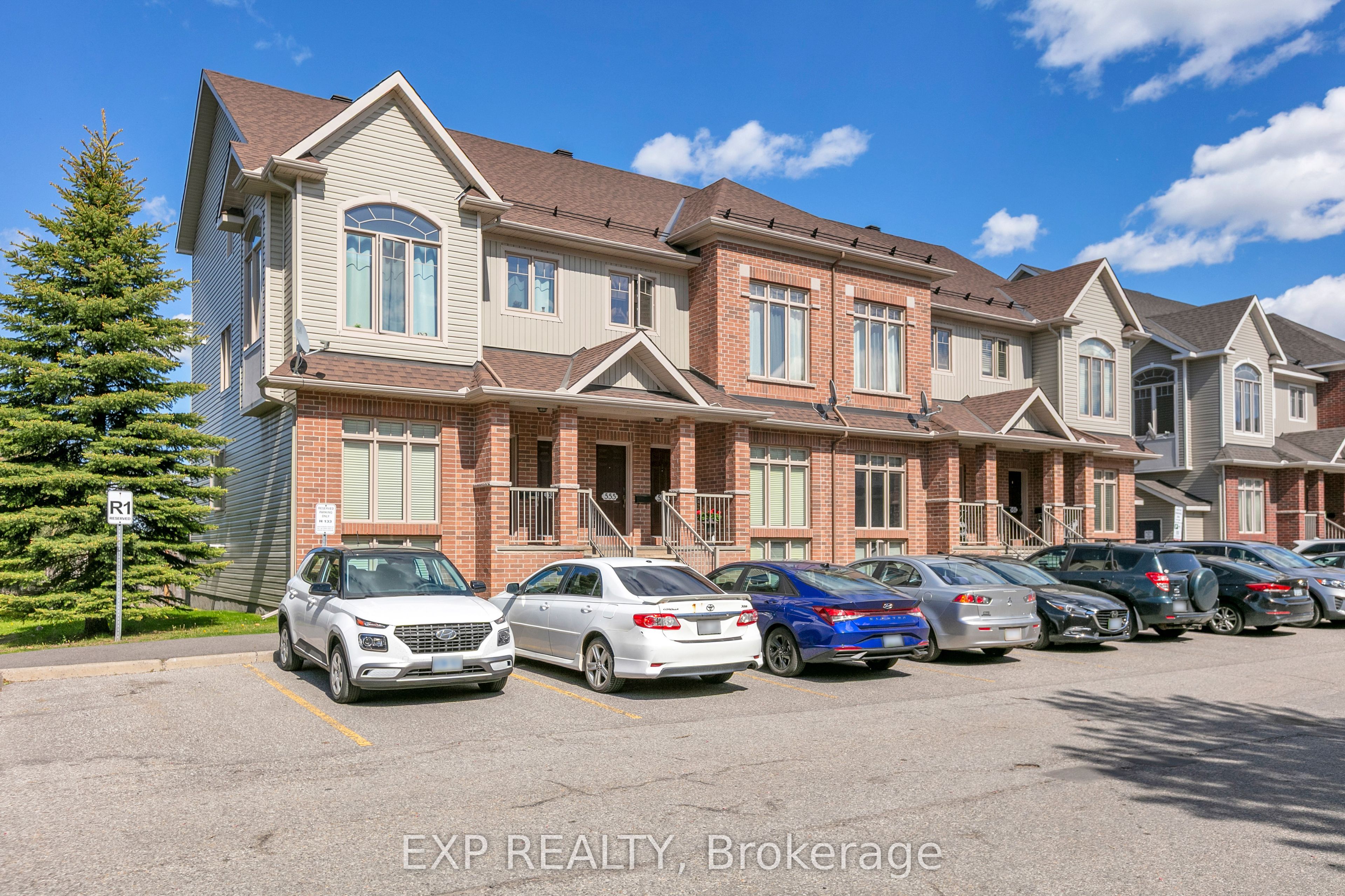 555 REARDON Private, Hunt Club - South Keys and Area, ON K1V 2L1 photo 2