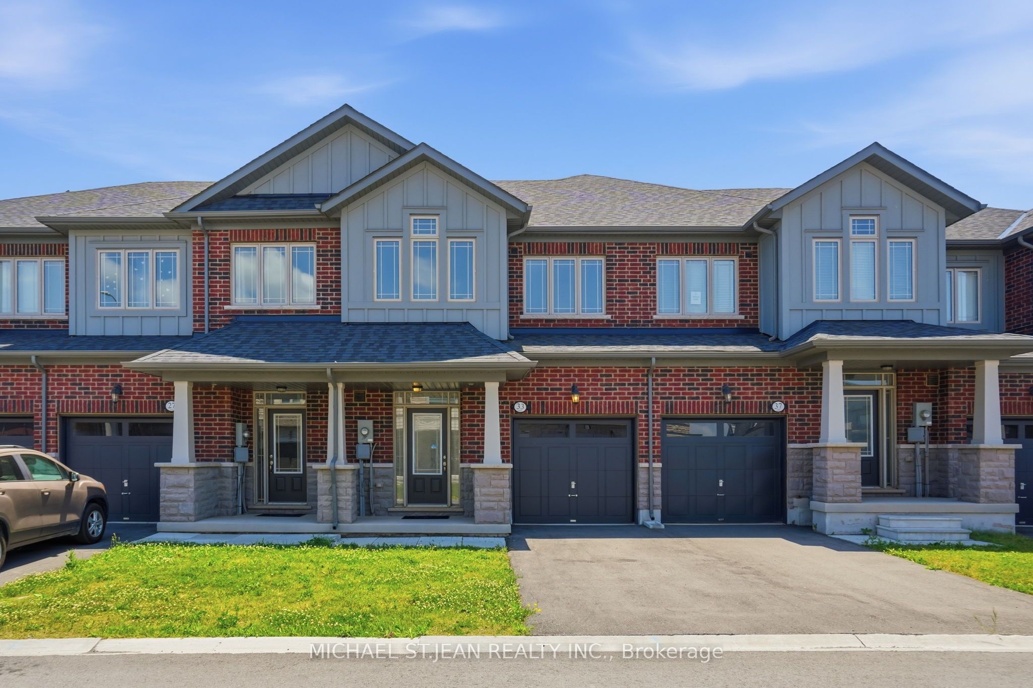 33 Admiral Road, Welland, ON L3B 0H4 photo 2