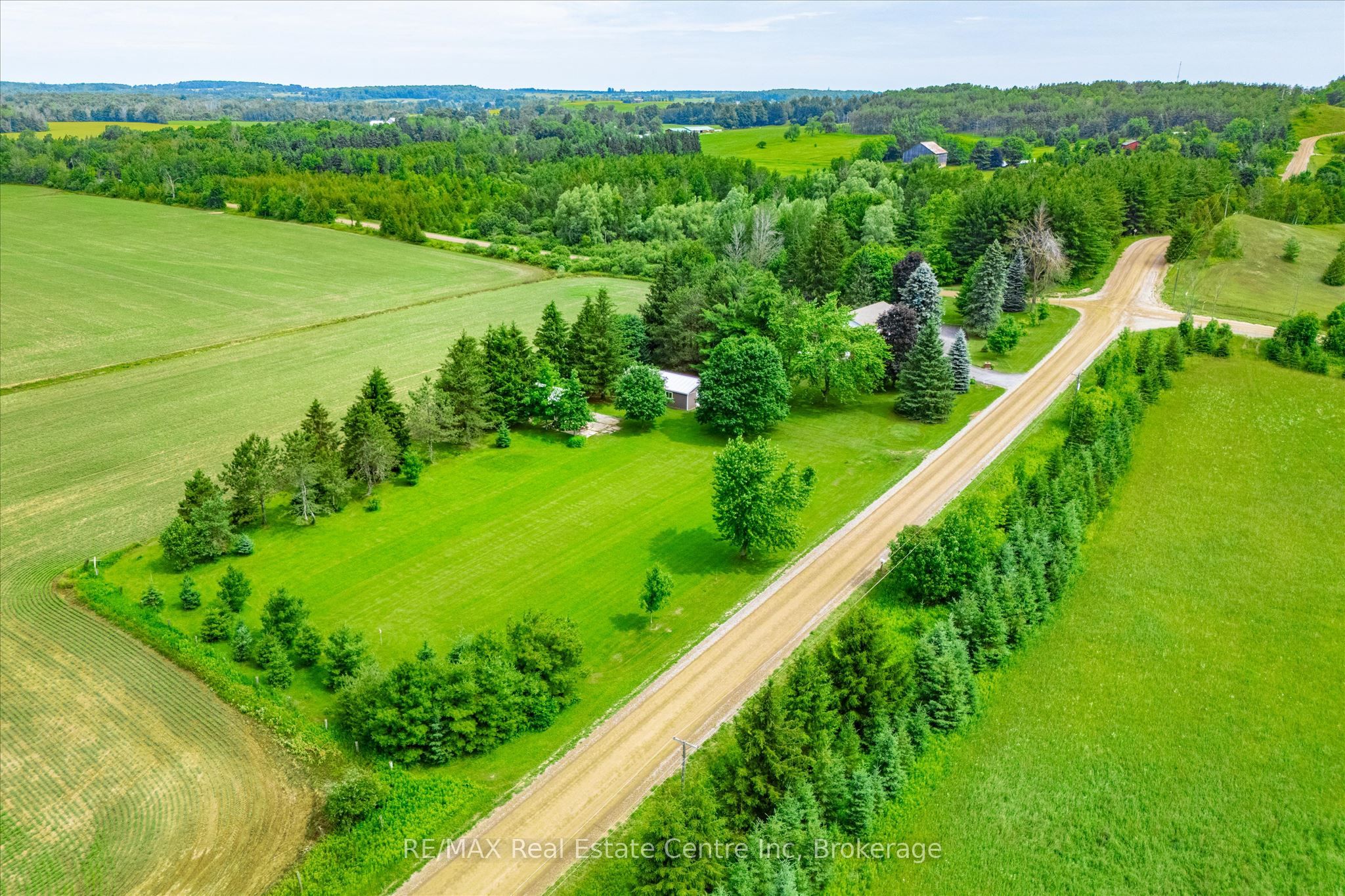 9098 Sideroad 27 Road, Erin, ON N0B 1Z0 photo 2