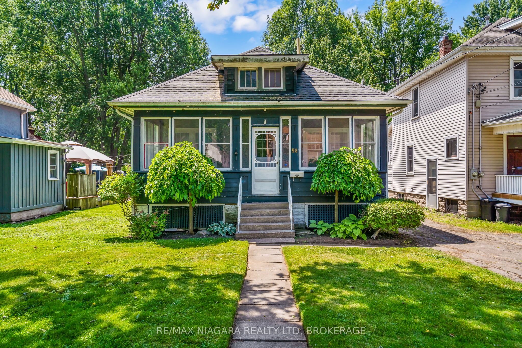 98 Victoria Street, Port Colborne, ON L3K 2Y4
