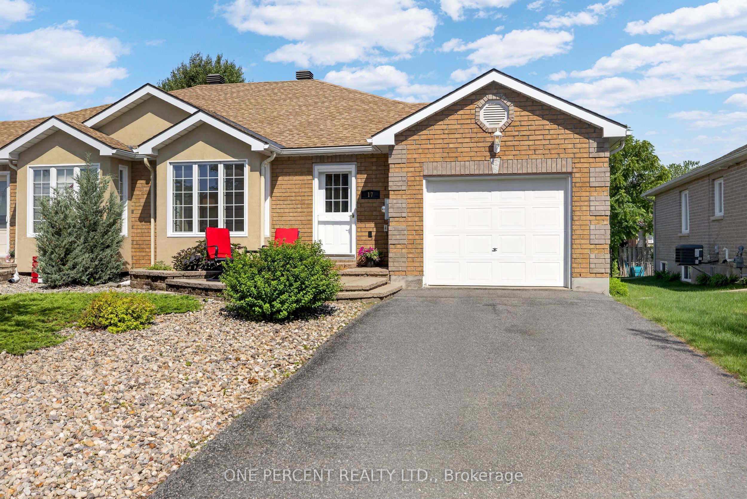17 Dr Gordon Crescent, North Grenville, ON K0G 1J0
