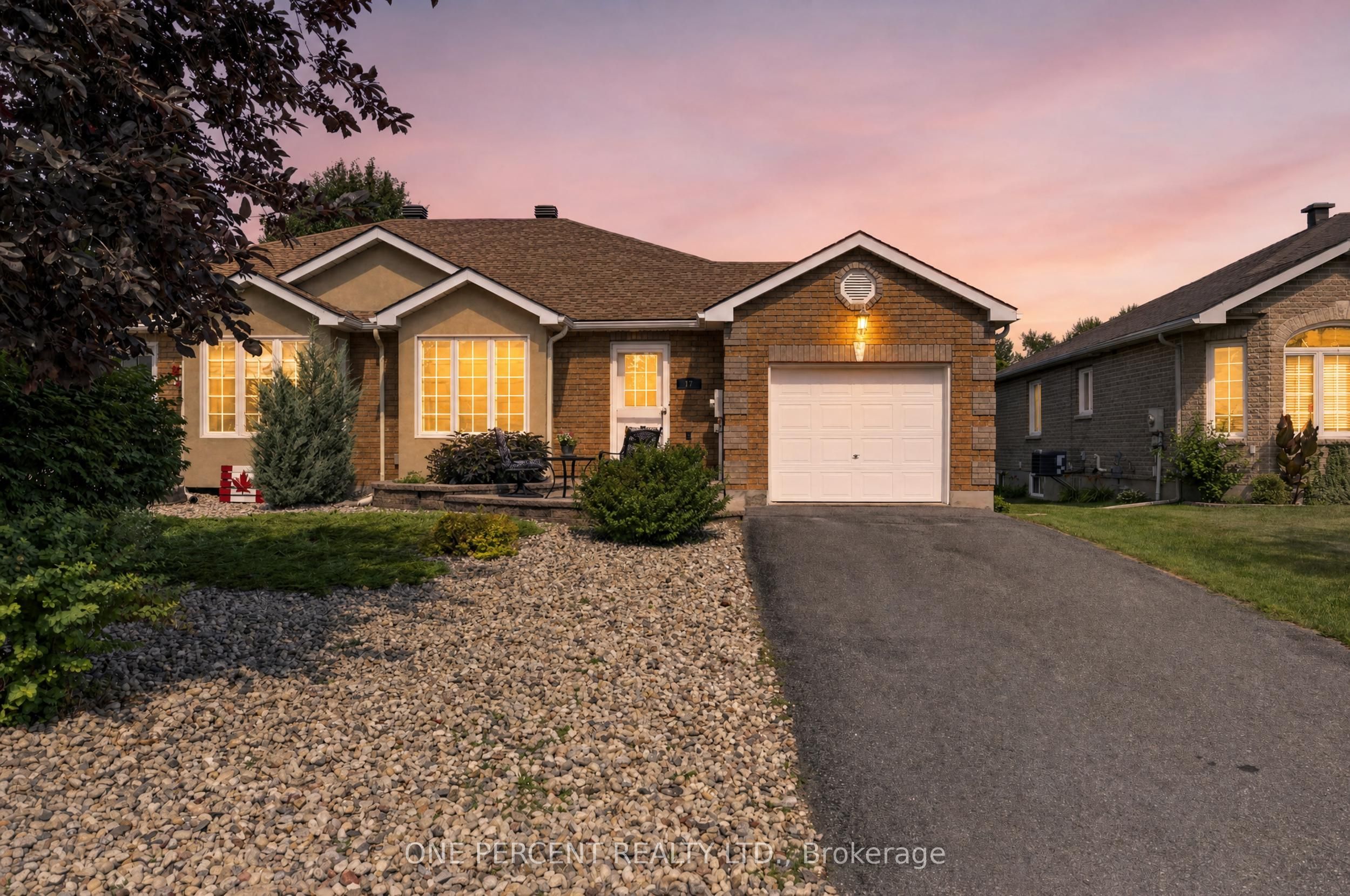 17 Dr Gordon Crescent, North Grenville, ON K0G 1J0 photo 2