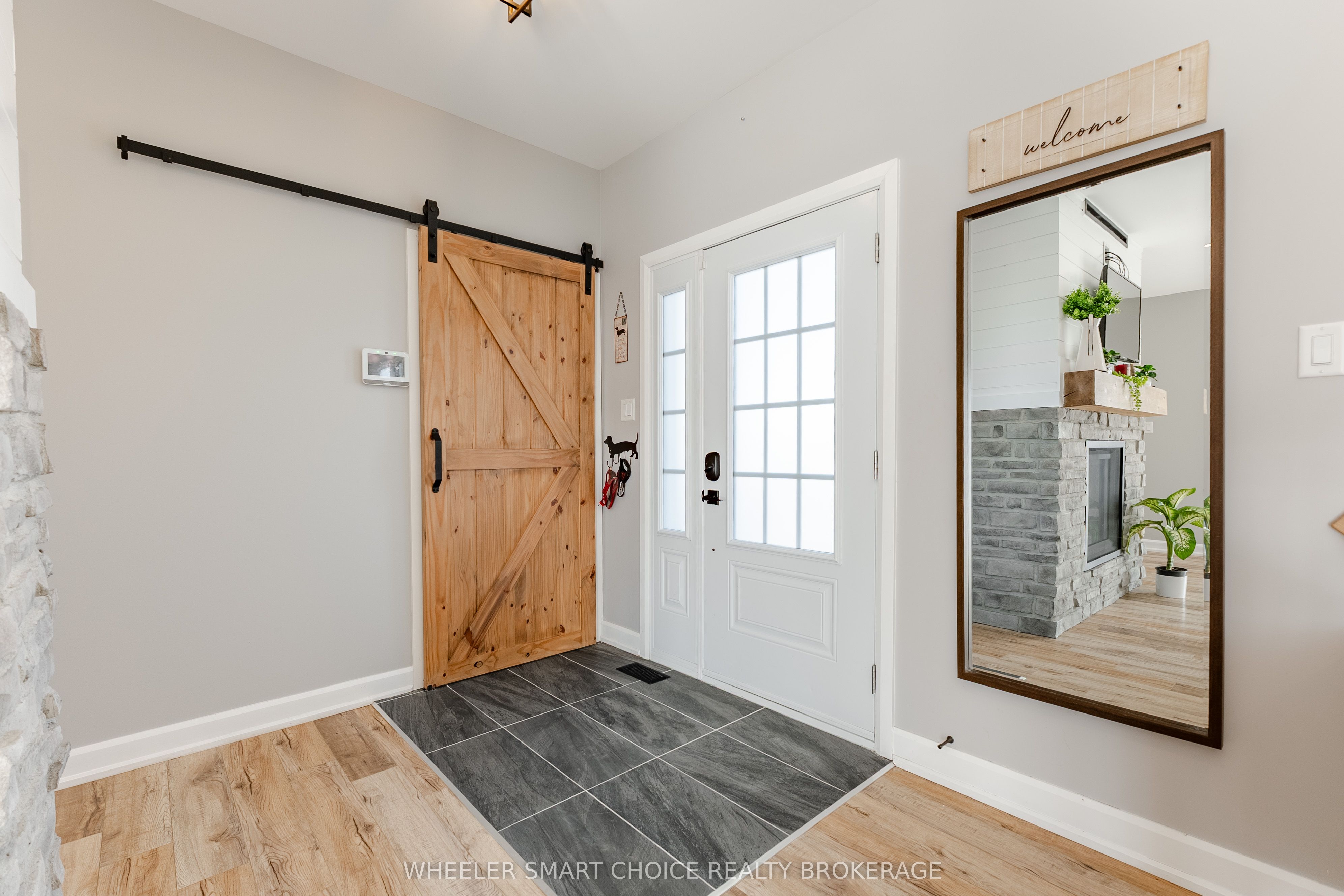16040 COUNTY RD18 Road, South Stormont, ON K0C 1R0 photo 4