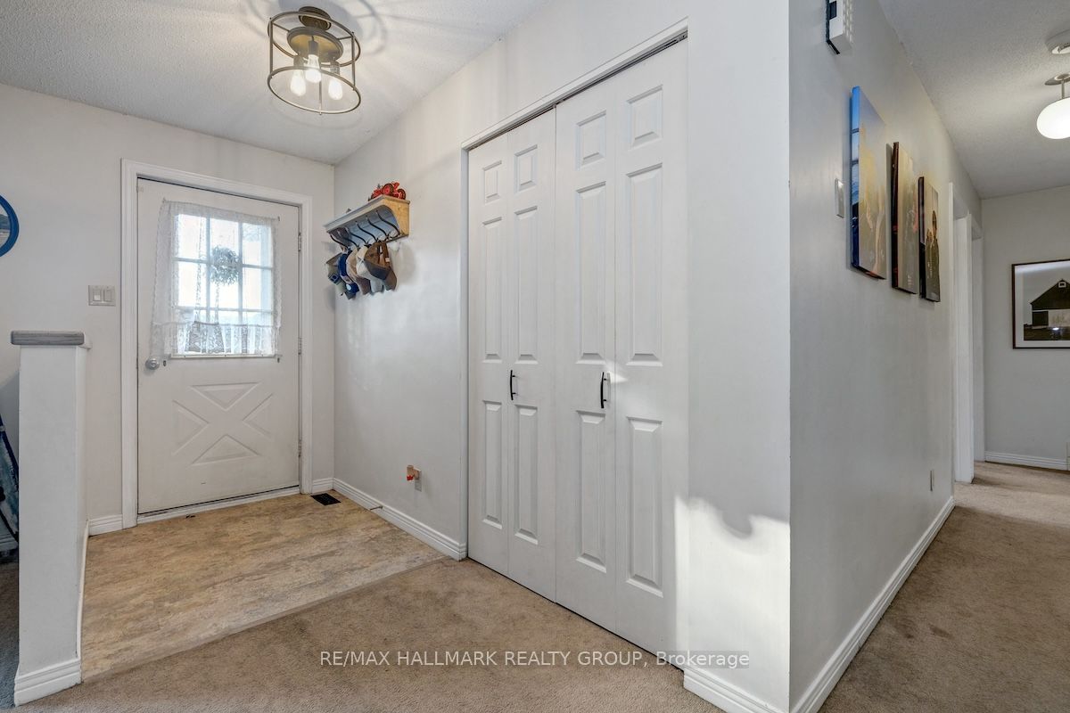 20 HILLTOP Crescent S, North Grenville, ON K0G 1J0