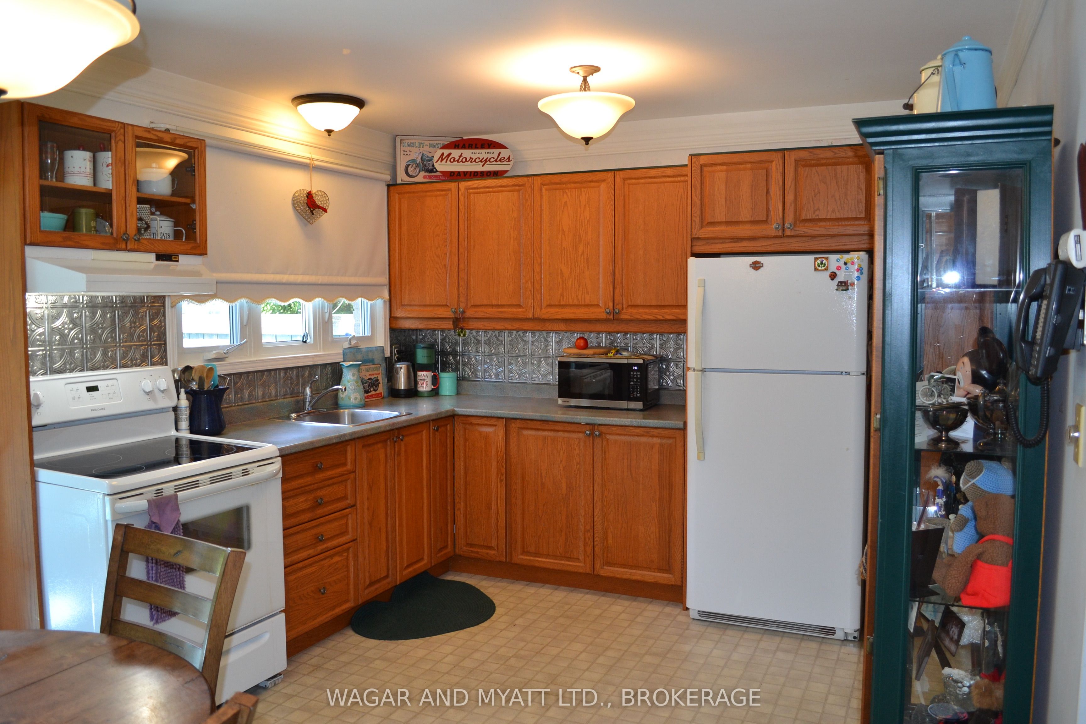 60 Winchester Drive 30, Greater Napanee, ON K7R 3R2 photo 3