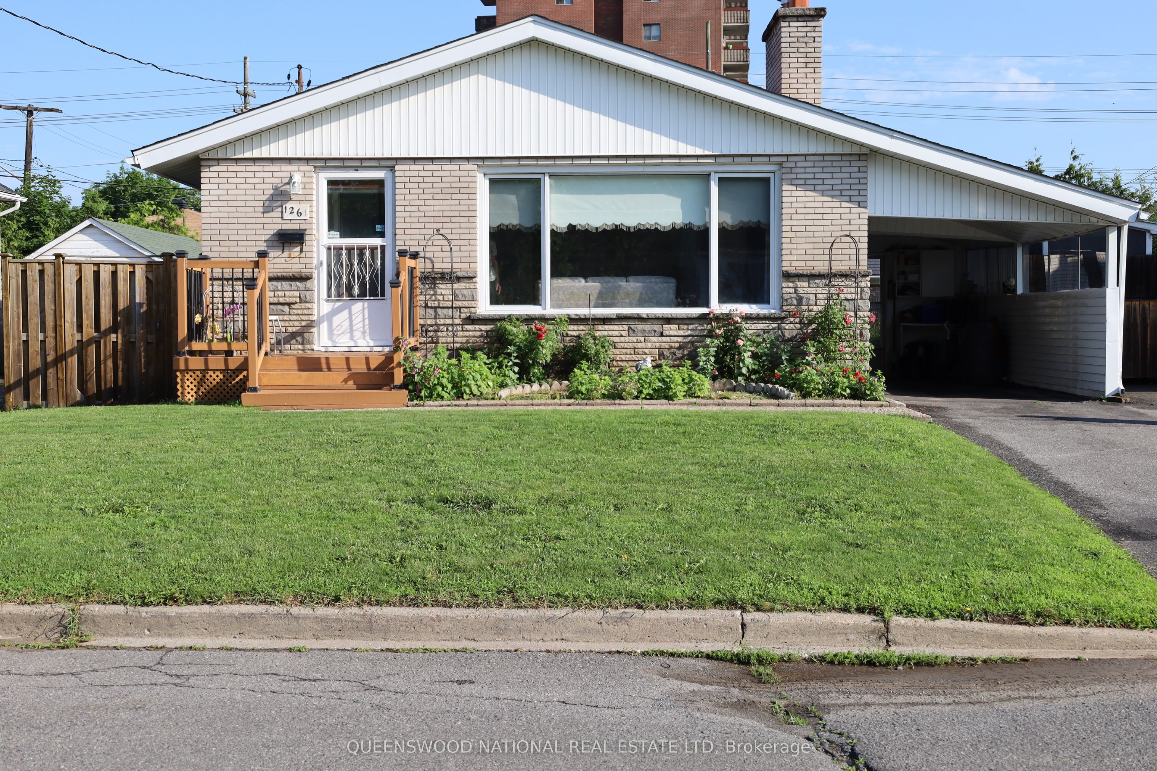 1261 Brookline Avenue, Hunt Club - South Keys and Area, ON K1V 6S4 photo 3