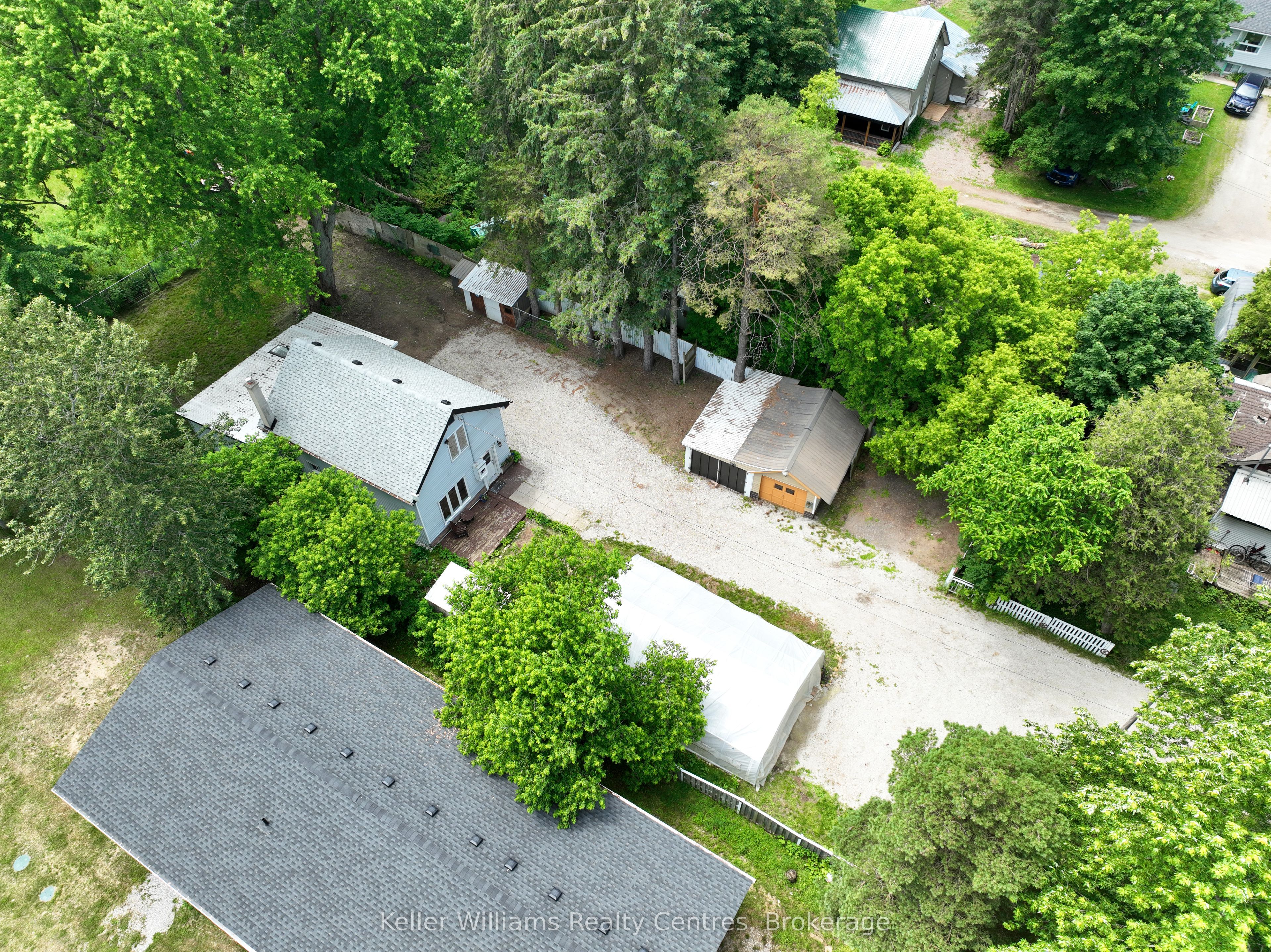 243 Queen Street W, South Bruce Peninsula, ON N0H 1P0 photo 4