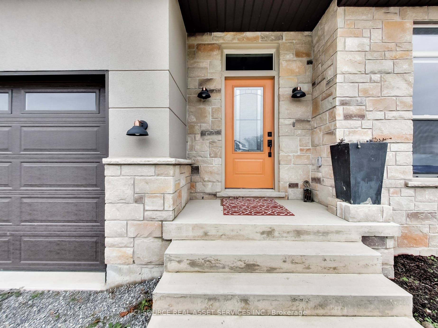 6 Renfield Street, Port Colborne, ON L3K 0A8 photo 2