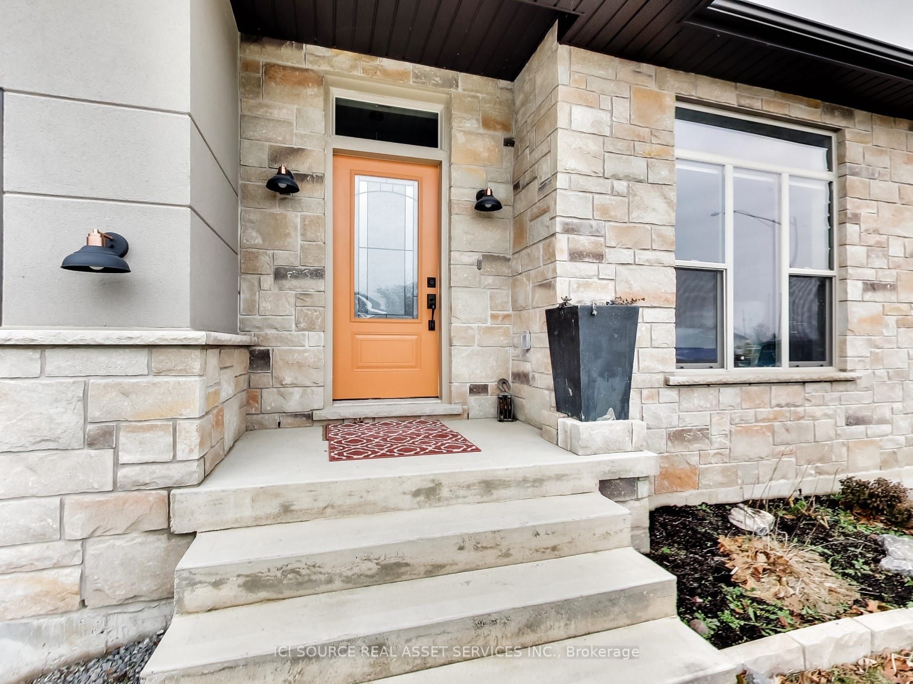 6 Renfield Street, Port Colborne, ON L3K 0A8 photo 3