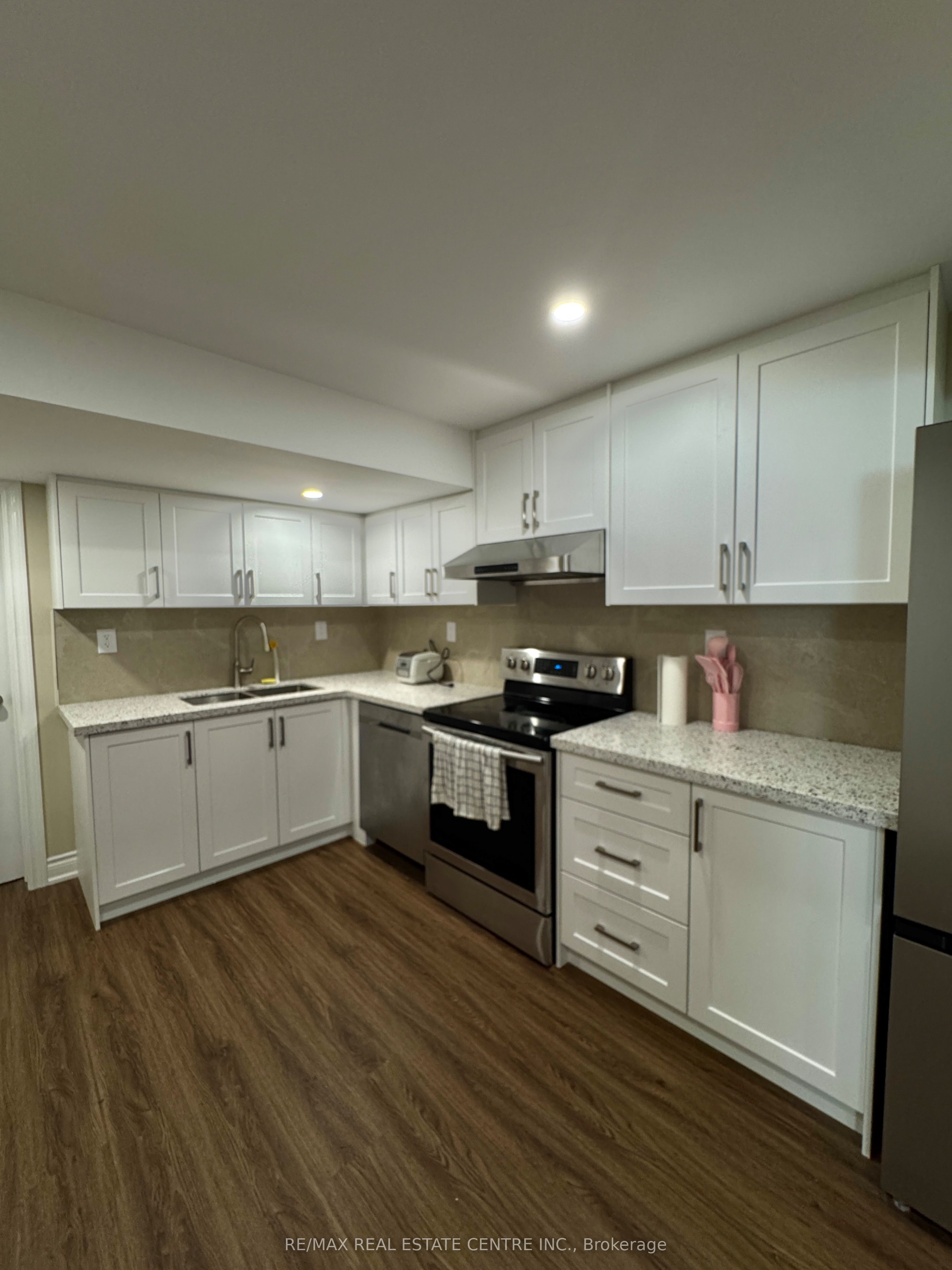 20 Dudley Drive B-unit, Guelph, ON N1G 0E6 photo 3