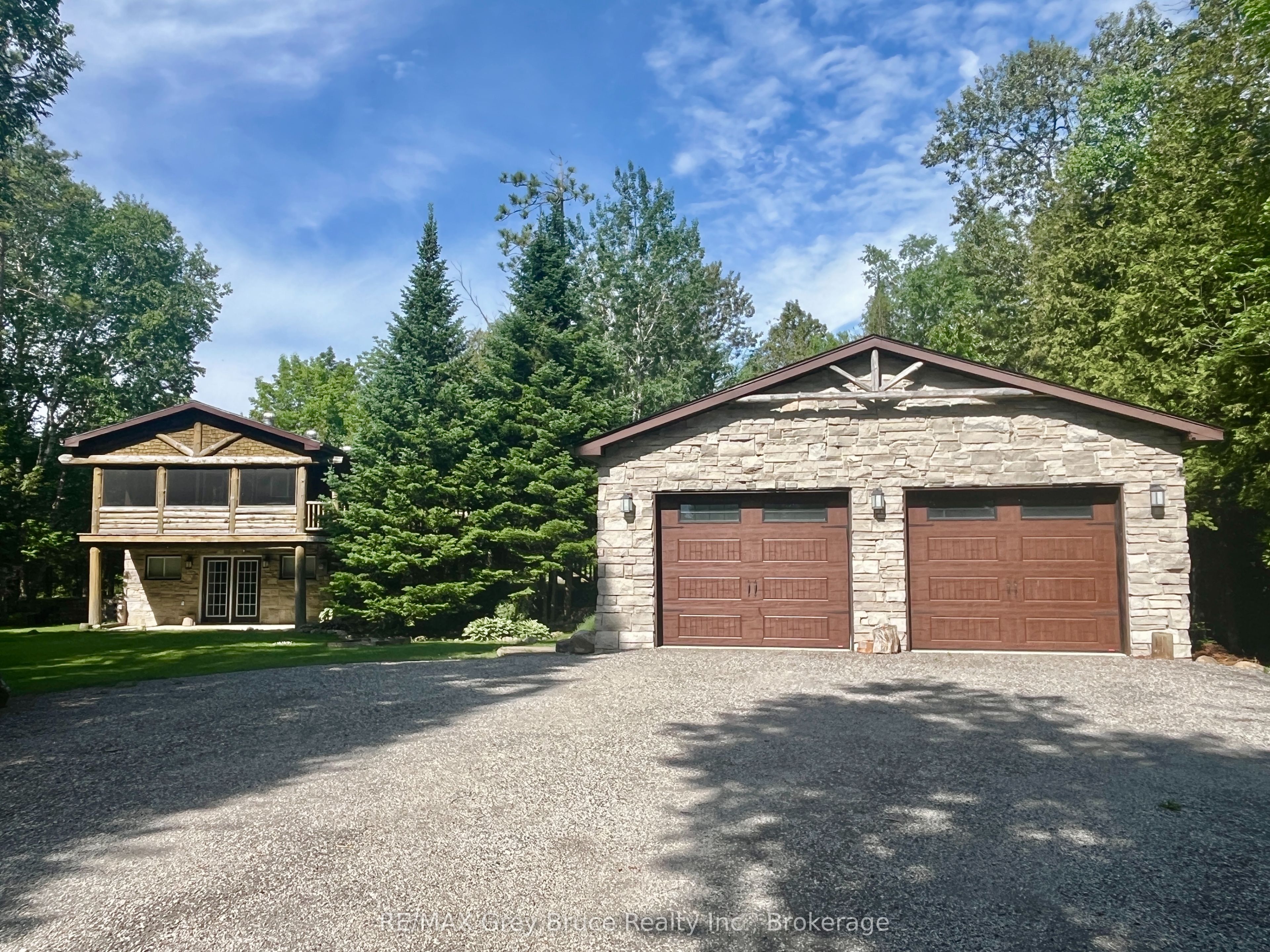 1535 15 Side Road, South Bruce Peninsula, ON N0H 2T0