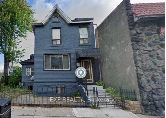 521 Barton Street E, Hamilton, ON L8L 2Y9