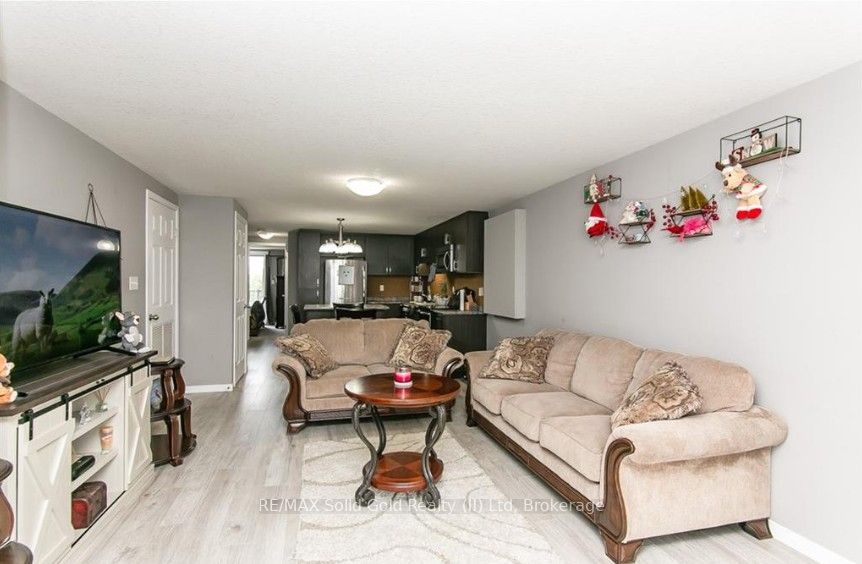 1674 Fischer Hallman Road F, Kitchener, ON N2R 0H9 photo 5