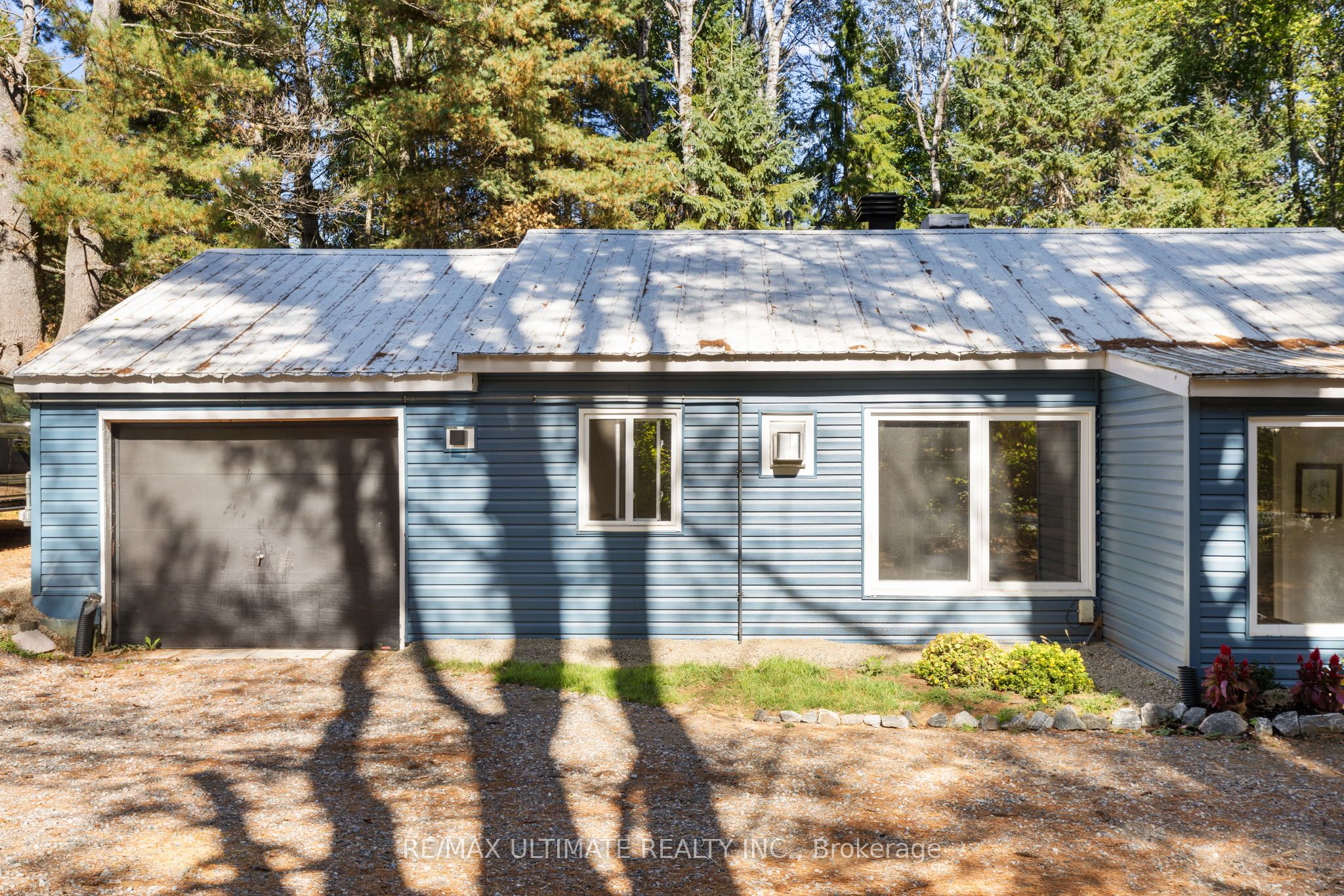 328 Muskoka Rd 10 Road, Huntsville, ON P0B 1L0 photo 3
