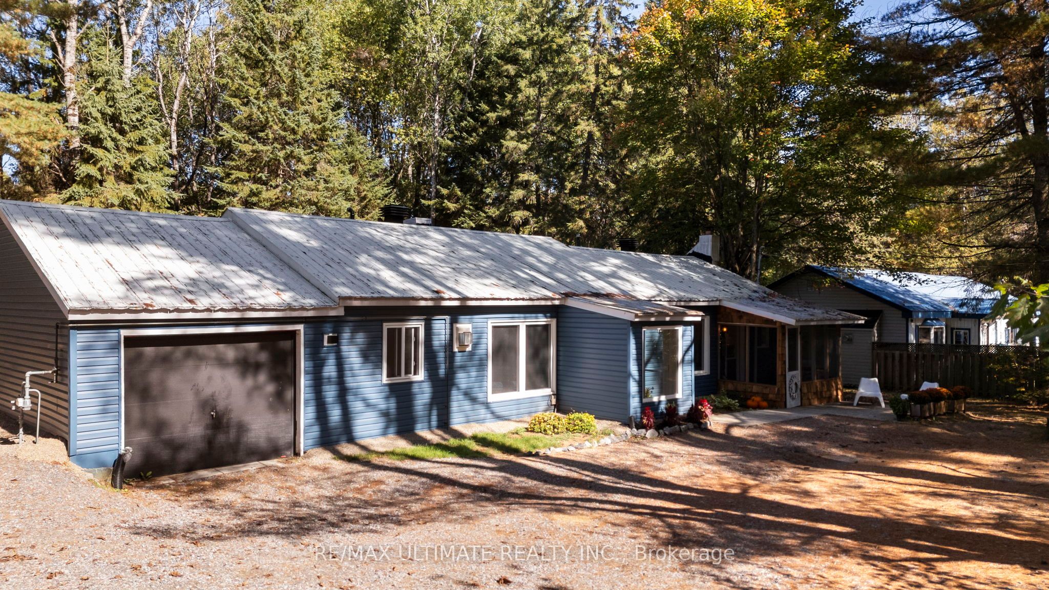 328 Muskoka Rd 10 Road, Huntsville, ON P0B 1L0 photo 4