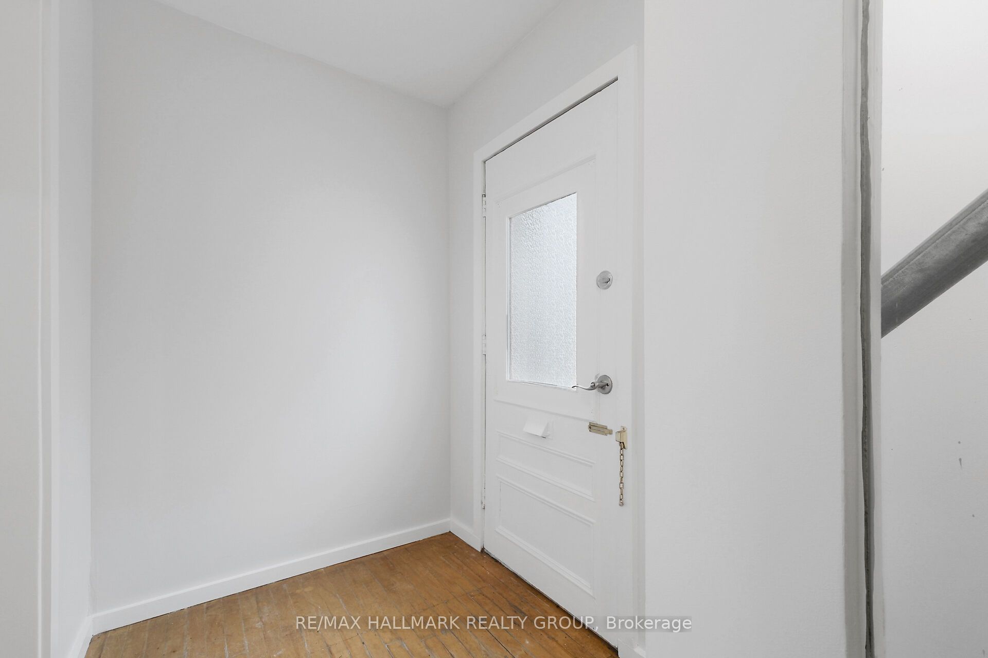1 Taylor Lane, New Edinburgh - Lindenlea, ON K1M 2A9 photo 3