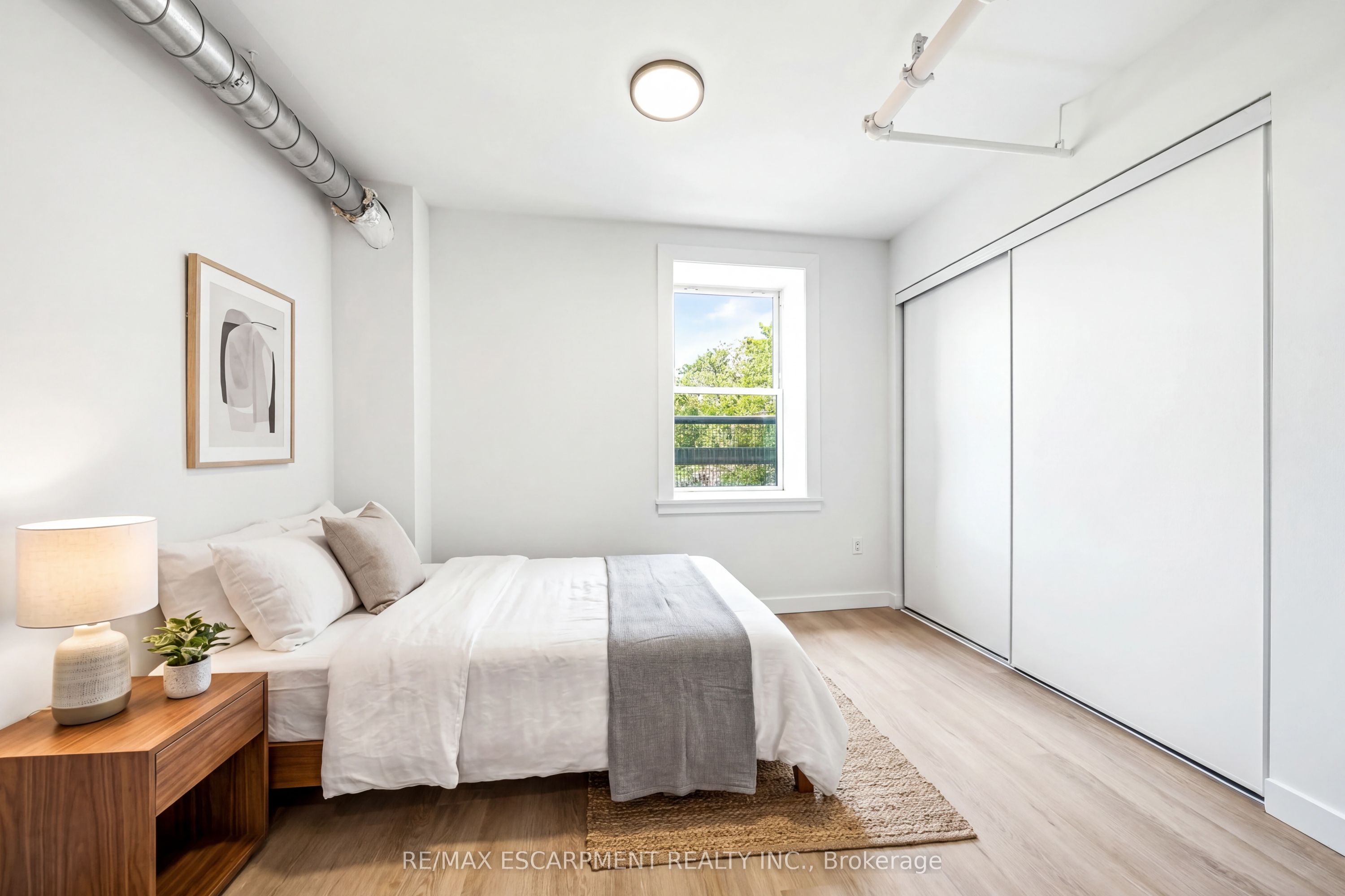 325 James Street S 103, Hamilton, ON L8P 3B7 photo 5