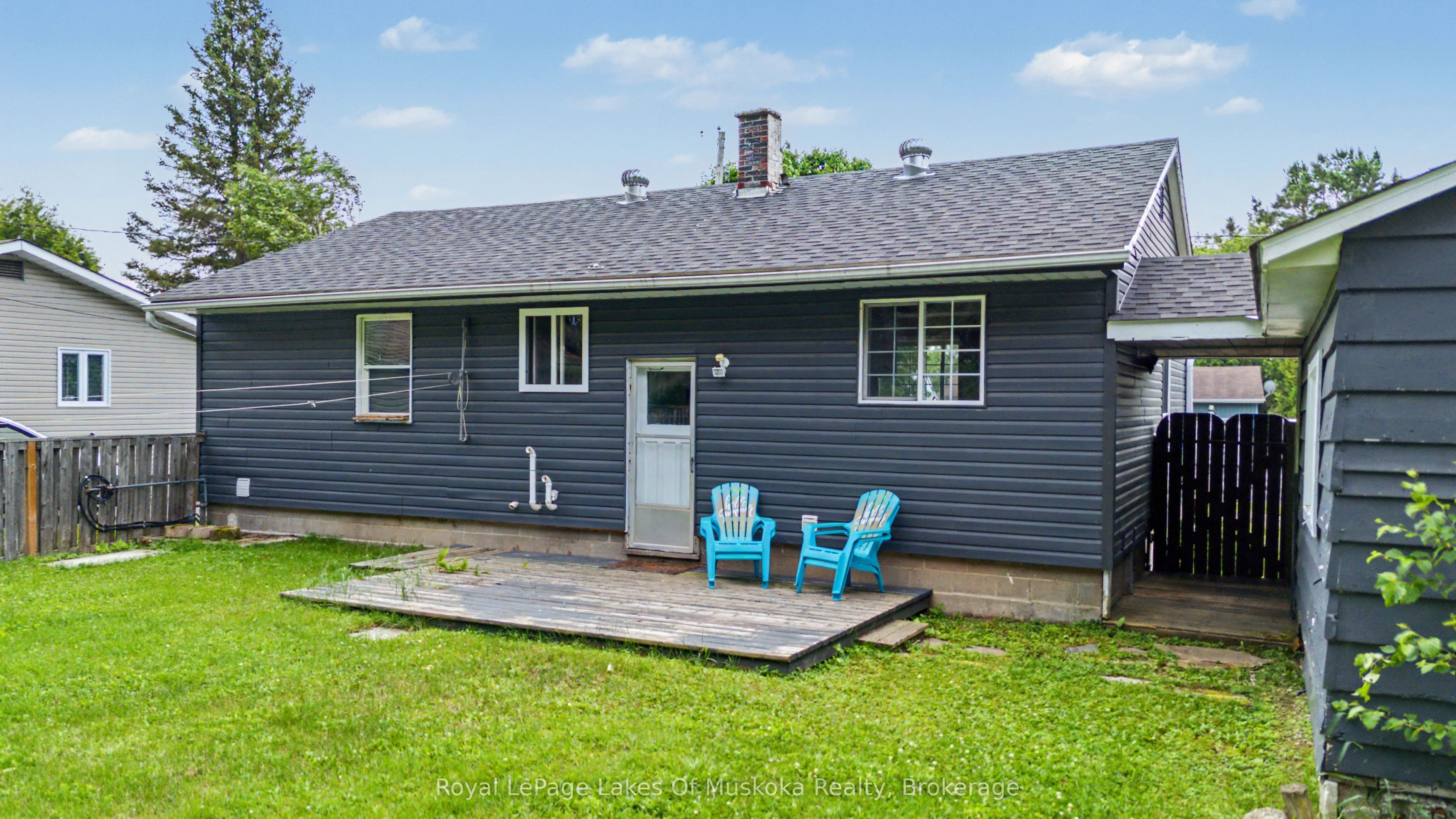 34 Queen Street, Sundridge, ON P0A 1Z0 photo 2