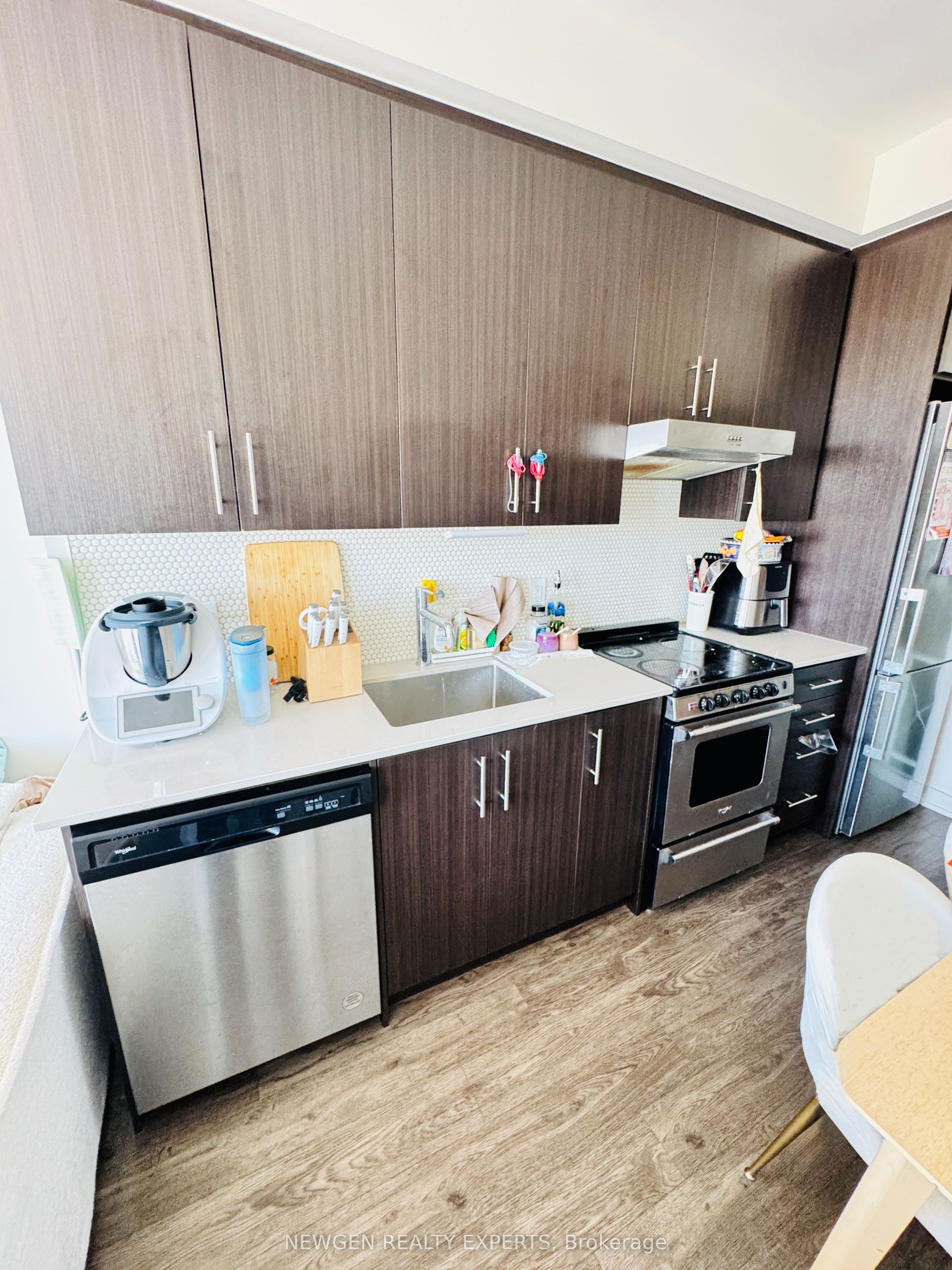 212 King William Street 1220, Hamilton, ON L8R 0A7 photo 4