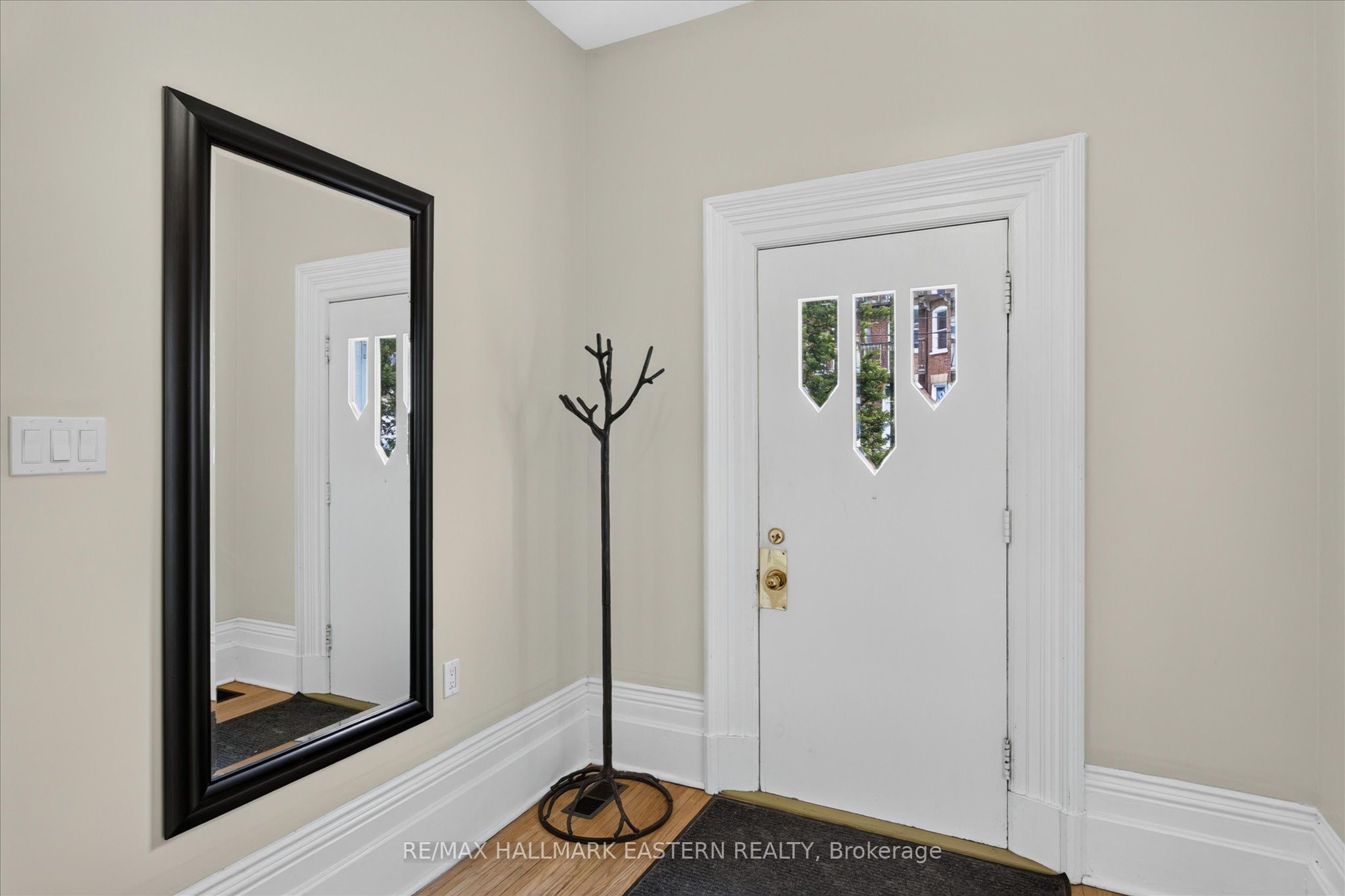 475 Aylmer Street N, Peterborough, ON K9H 3W3 photo 5
