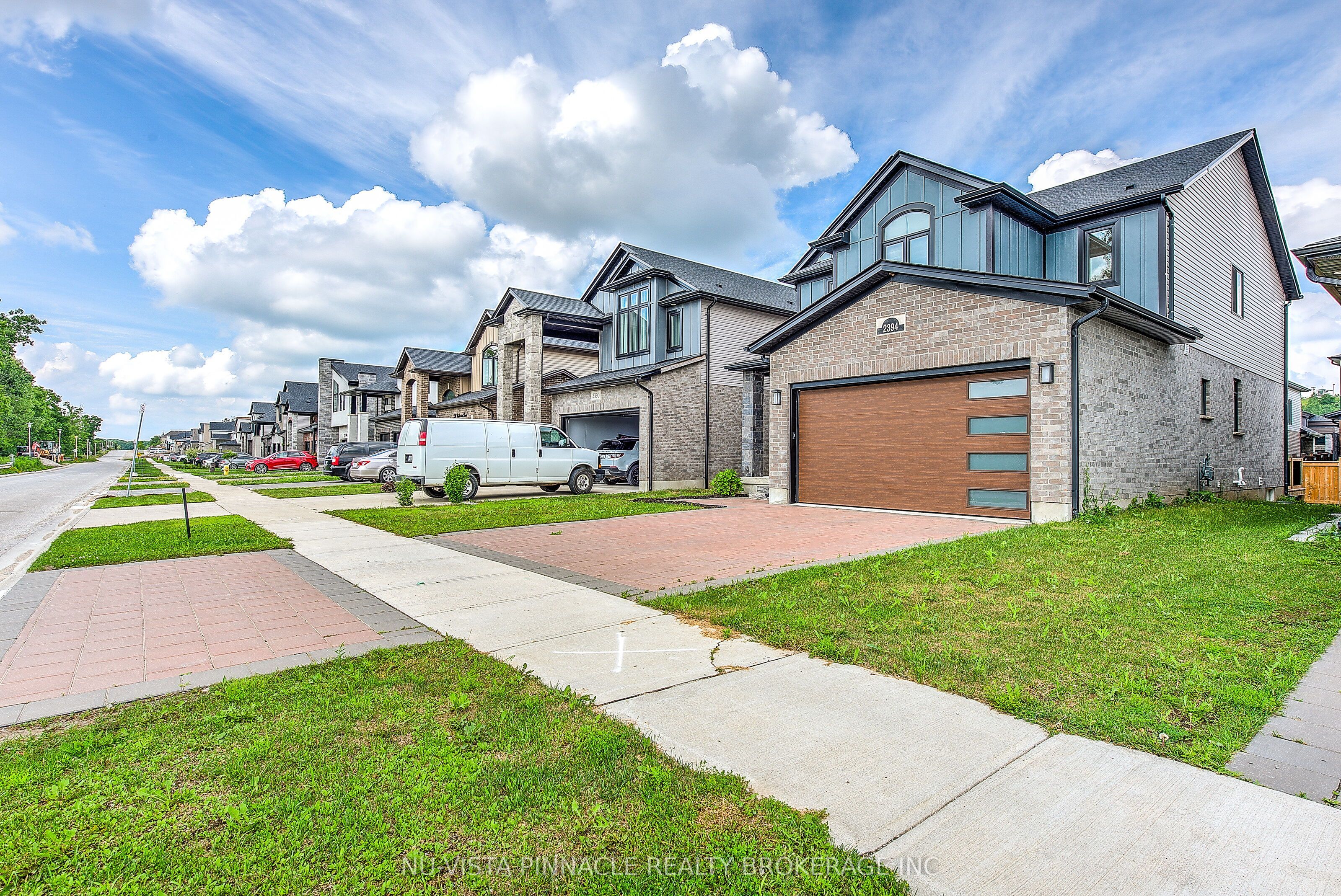 2394 WICKERSON Road, London South, ON N6K 0B9