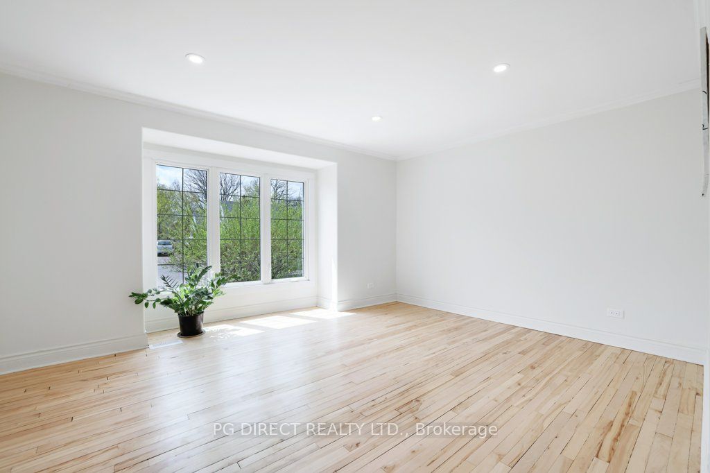 69 Harry Street, Renfrew, ON K7V 3C6 photo 4