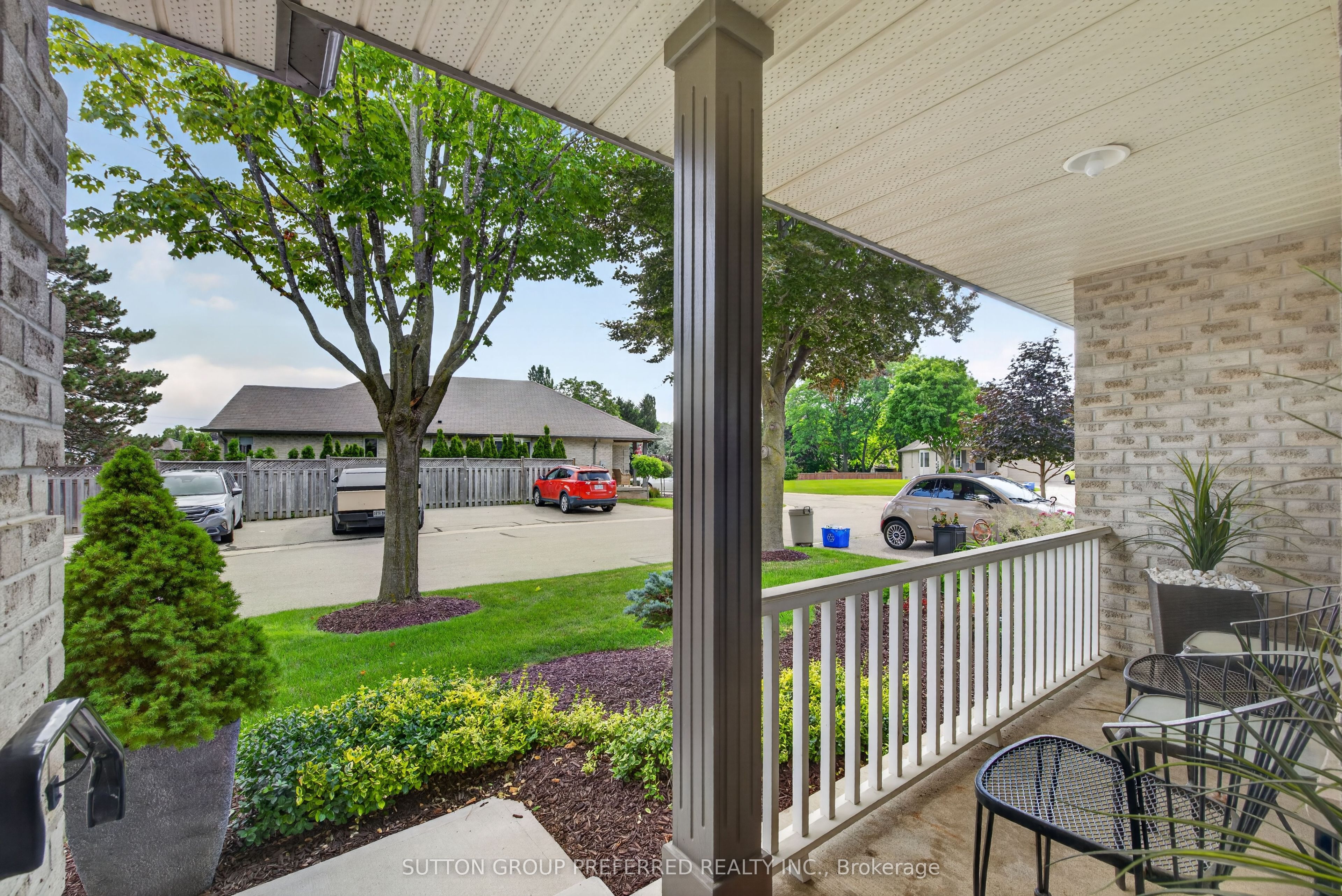 20 Windemere Place 6, St. Thomas, ON N5R 6H6