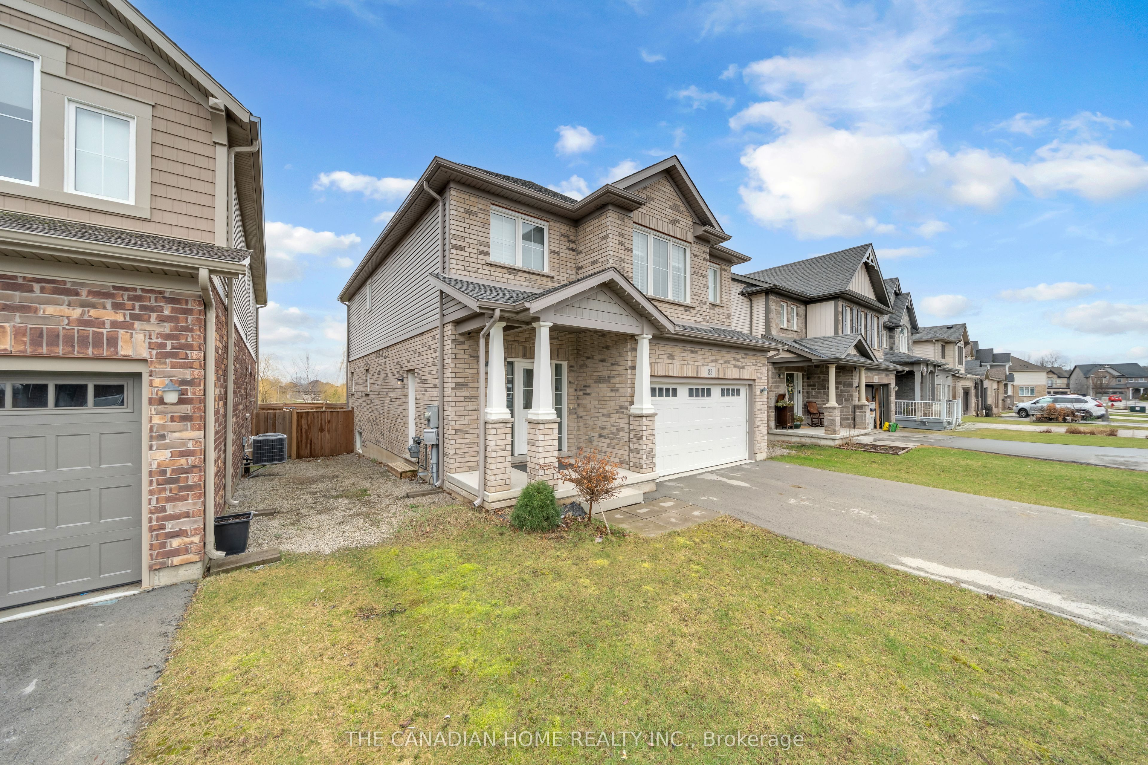 83 Monarch Street, Welland, ON L3C 0E6 photo 3