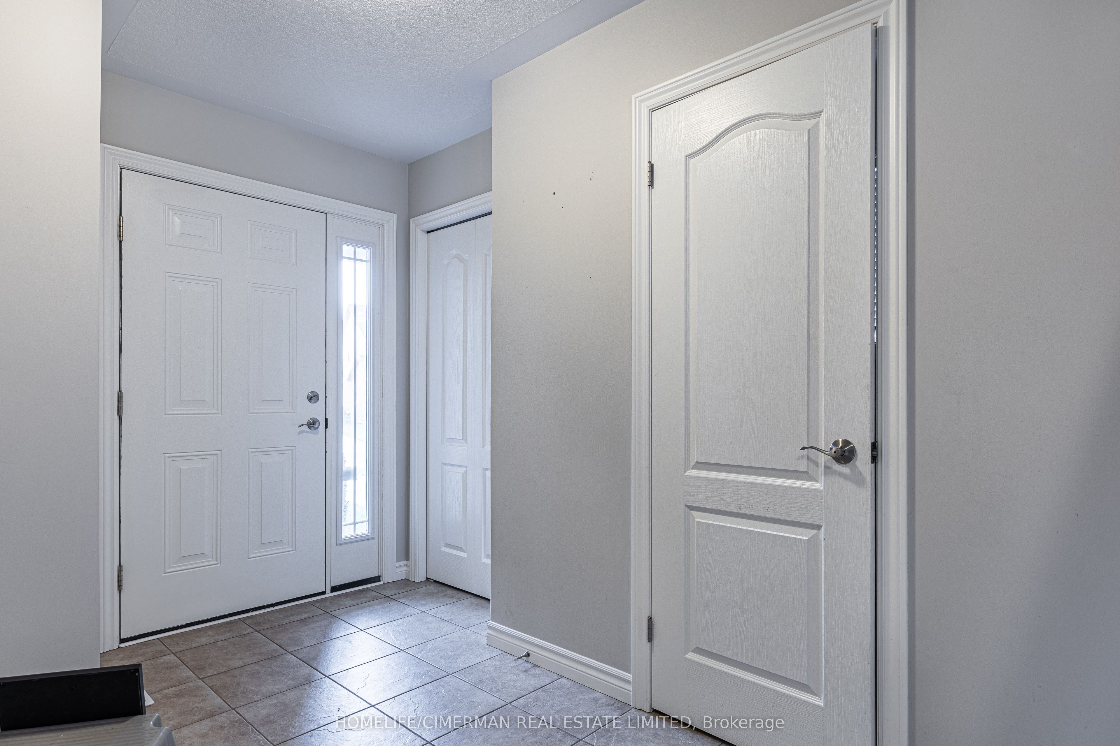 1202 Smither Road, London North, ON N6G 5R8 photo 4