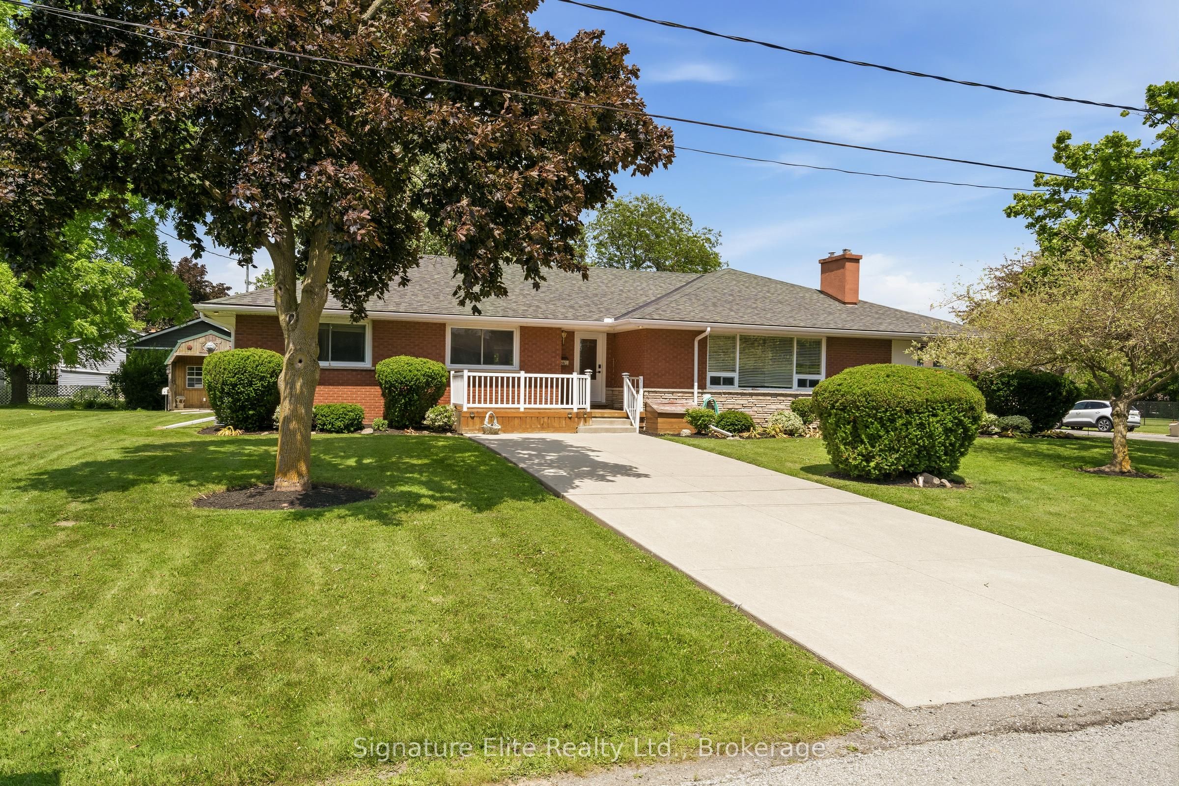 17 Fairfield Drive, Haldimand, ON N0A 1H0 photo 2
