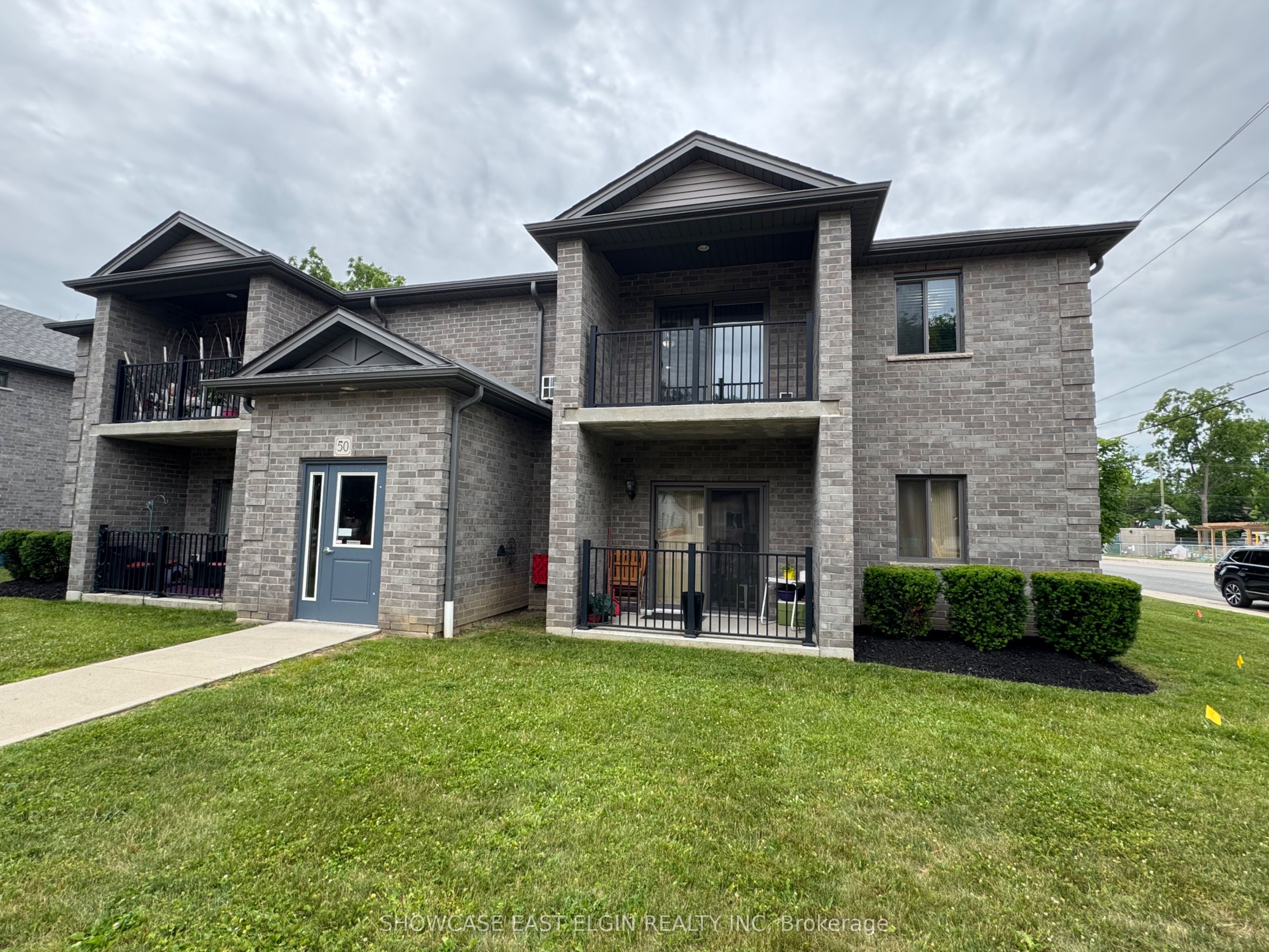 50 South Street E 4, Aylmer, ON N5H 2B6 photo 3