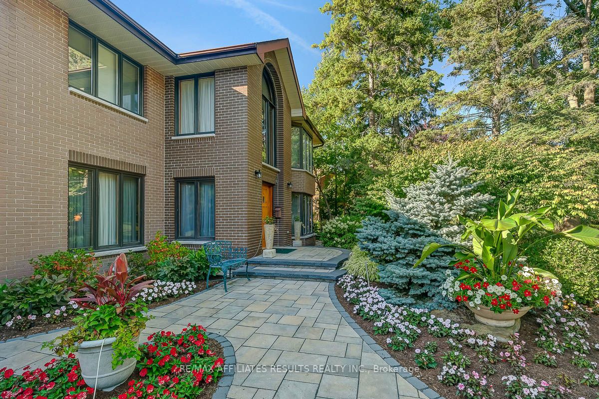 30 Pentland Crescent, Kanata, ON K2K 1V5 photo 4