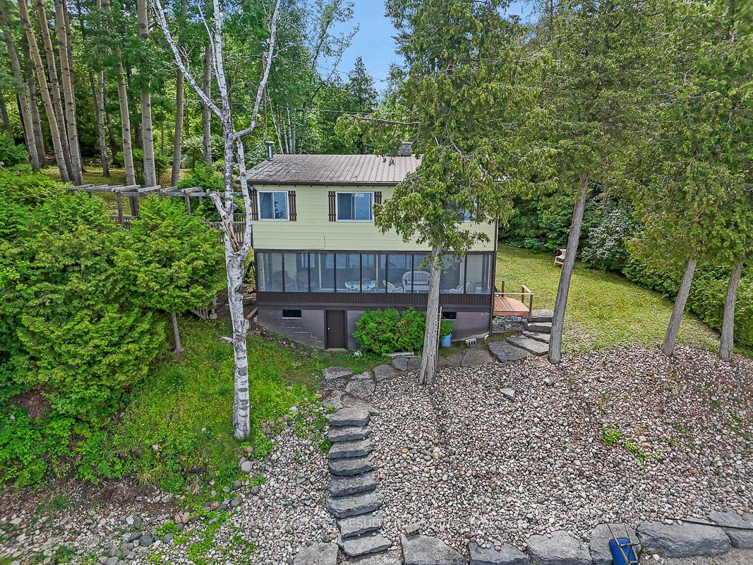 2130 B River Road, McNab/Braeside, ON K0A 1G0